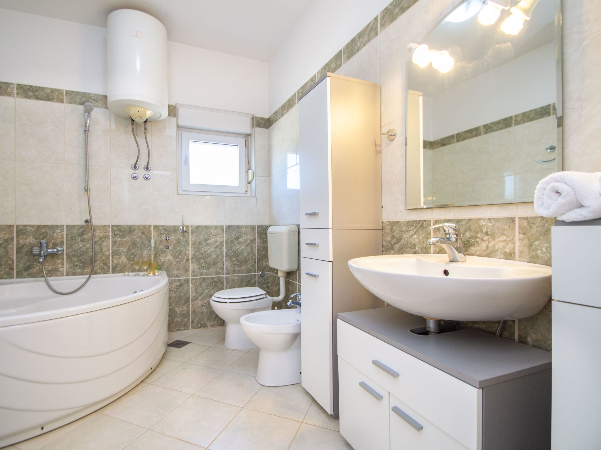 Group accommodation (15p) in Croatia