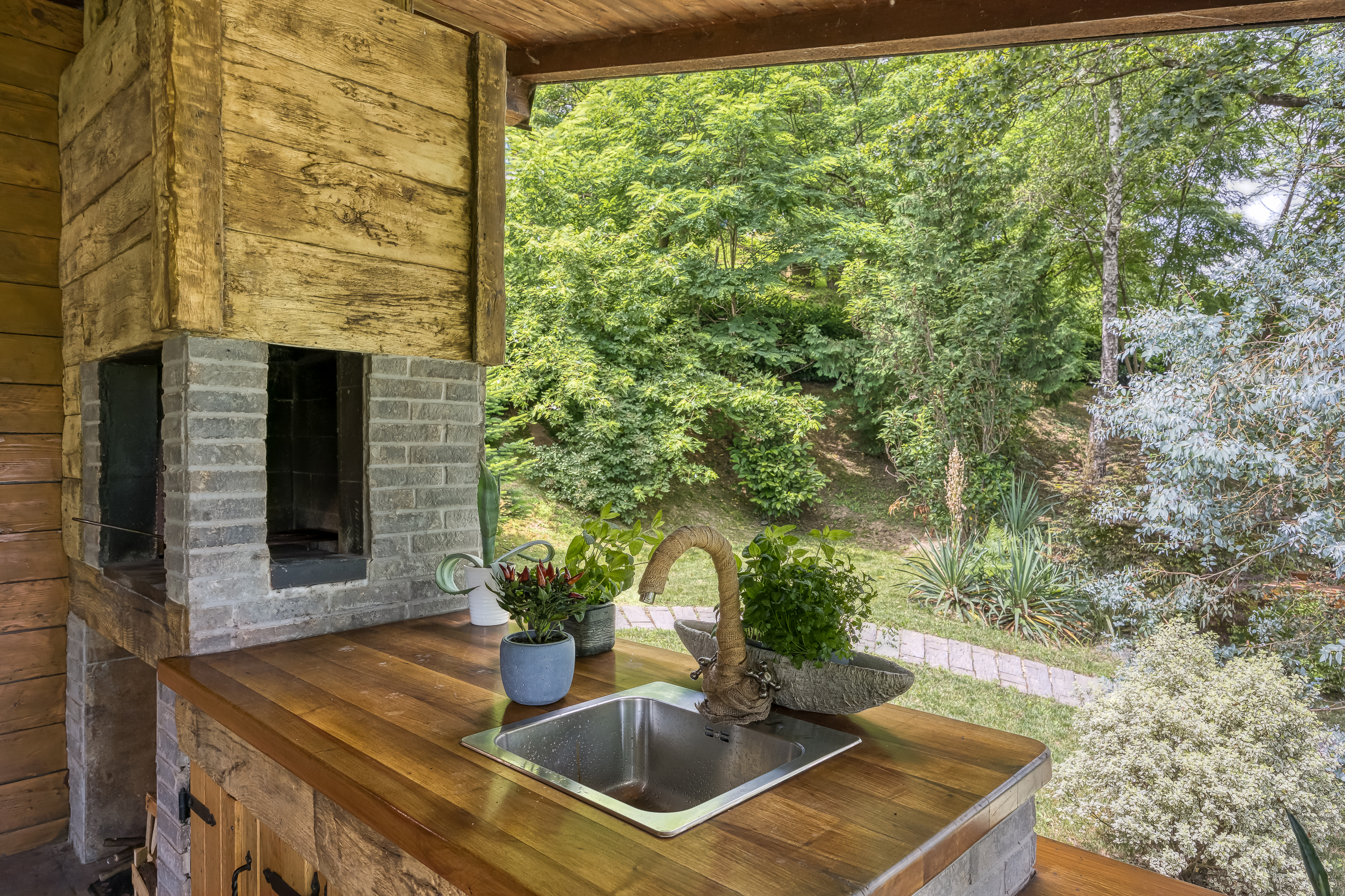 Maison dans la forêt en Croatie avec wellness privé