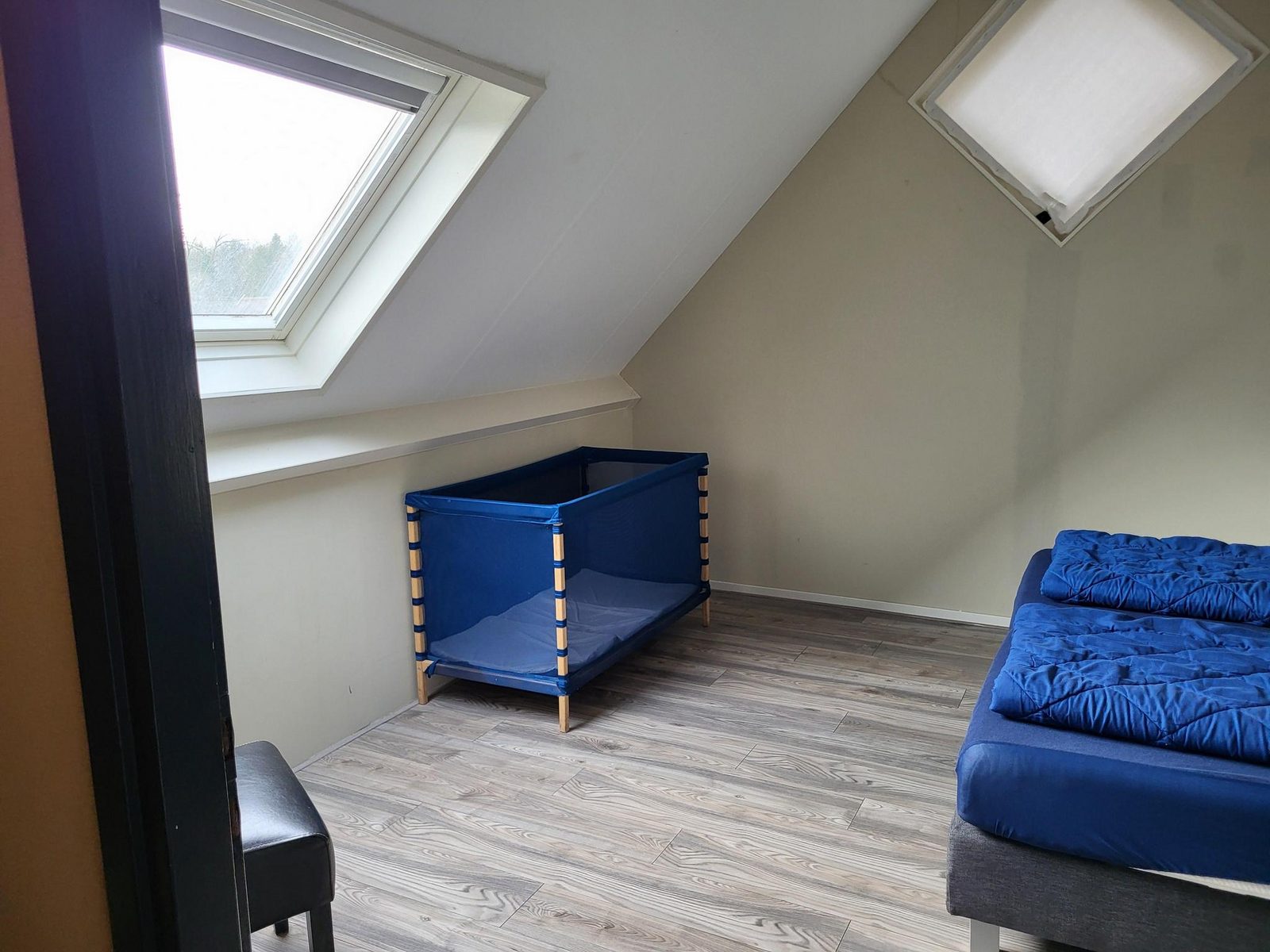Group accommodation (up to 23p) on nice park
