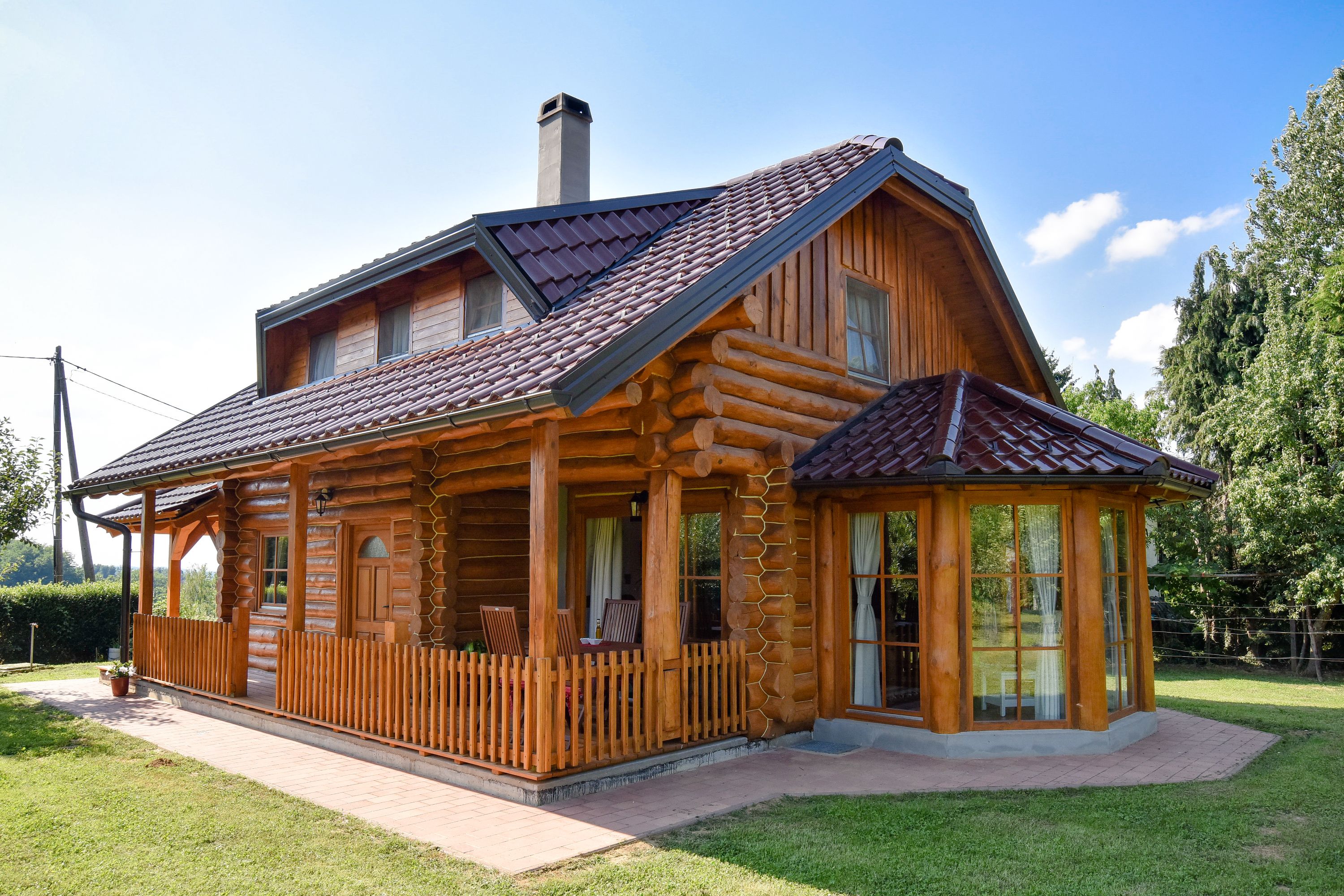 Wooden holiday home with large garden