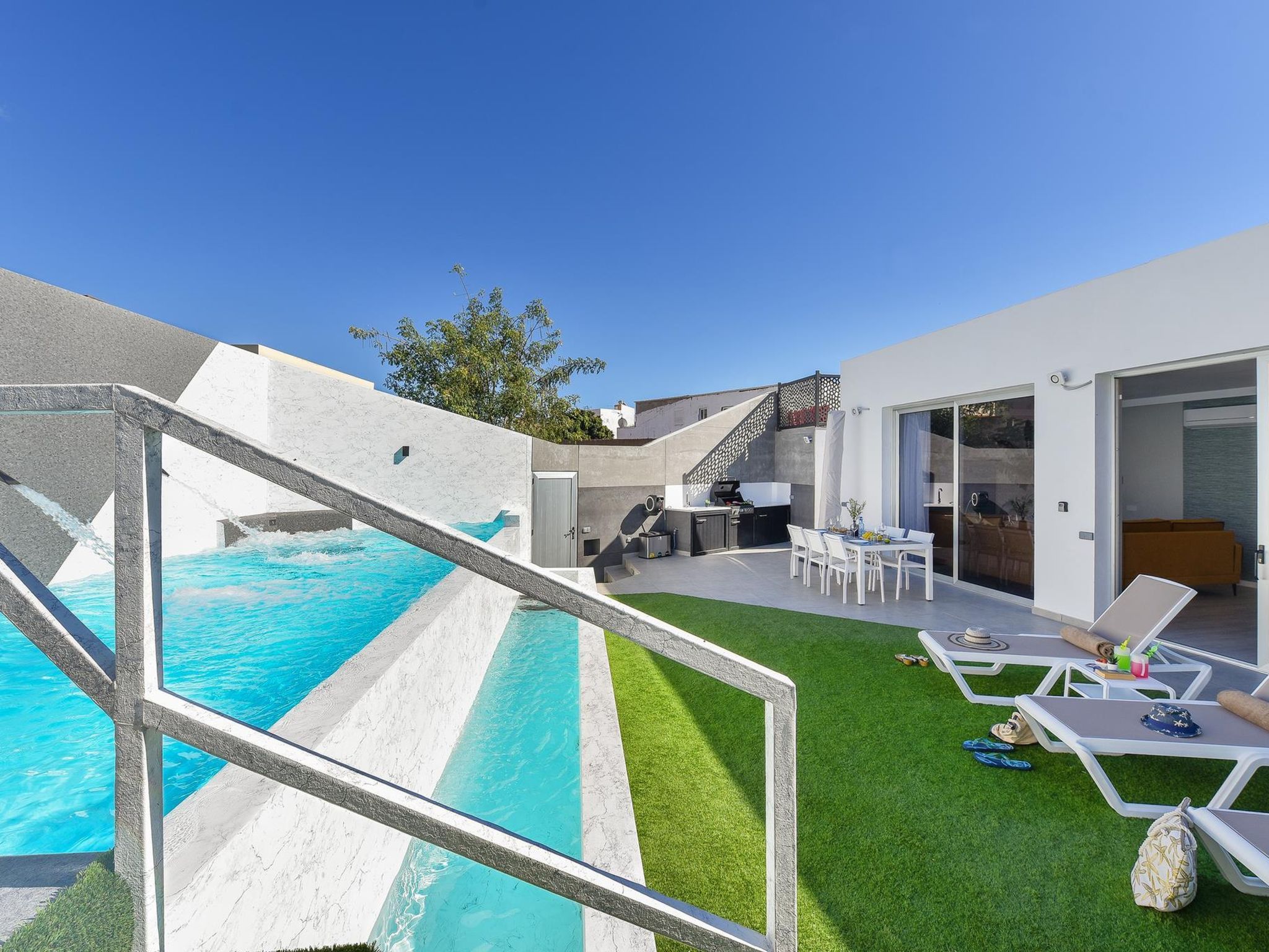 Comfortabele villa voor 6 personen met tuin