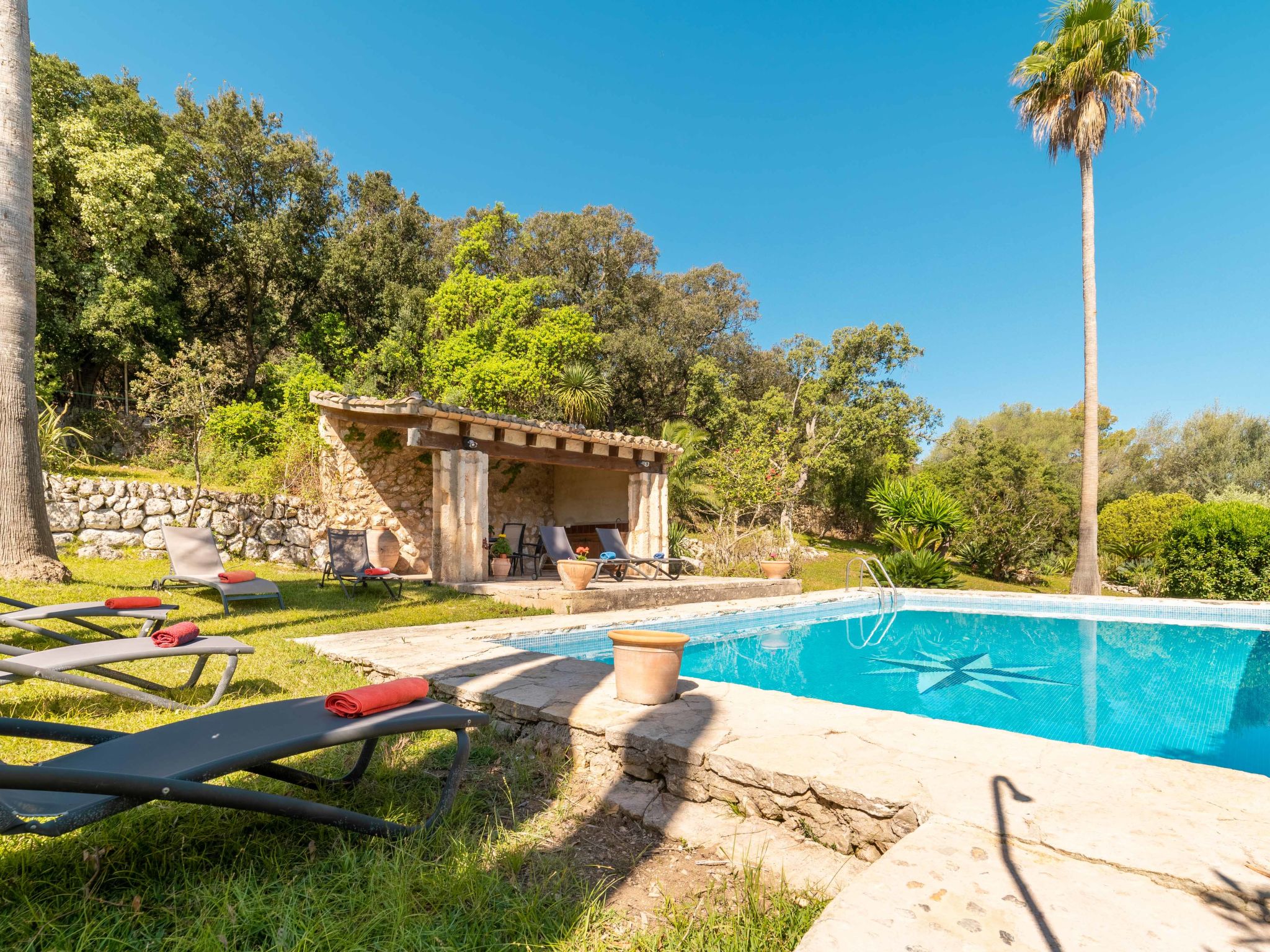Authentische Villa für 8 Personen