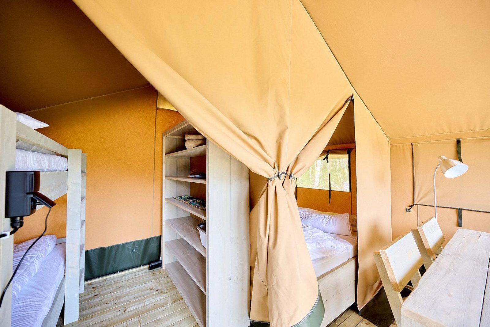 Knusse 2-persoons tent in Limburg 