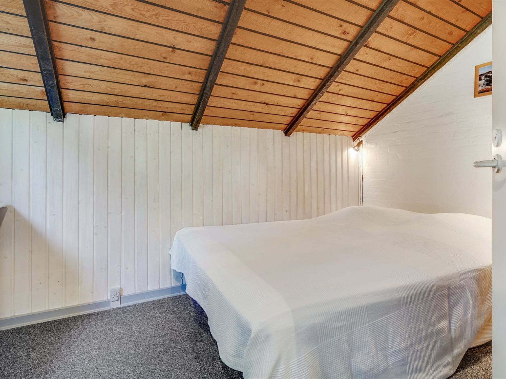 Charaktervolles Ferienhaus aus Holz (4p)