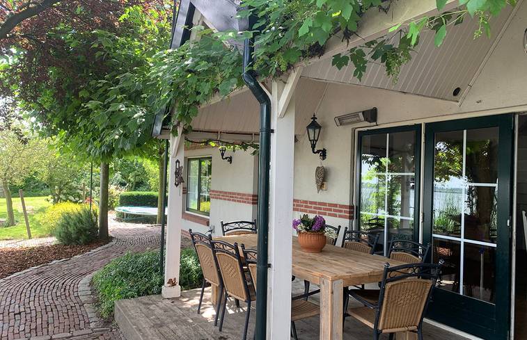 Maison de vacances pour 10 personnes au bord de l'eau