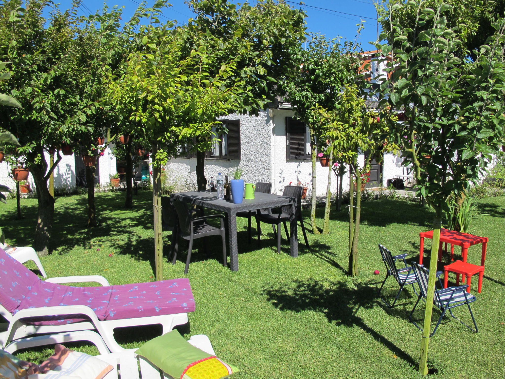 Logement de vacances près de la mer avec jardin à Fão
