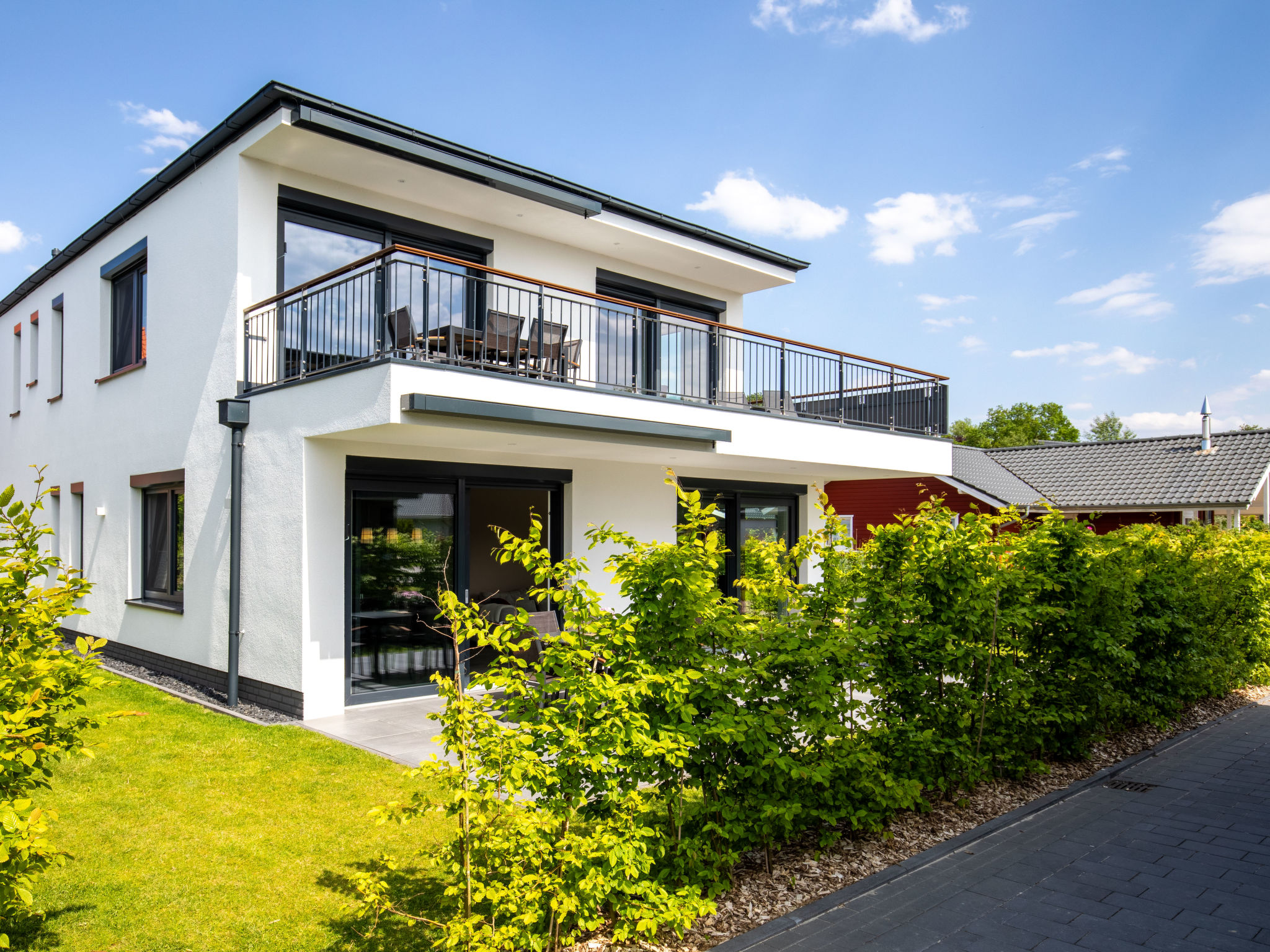 Modern huis met sauna en balkon