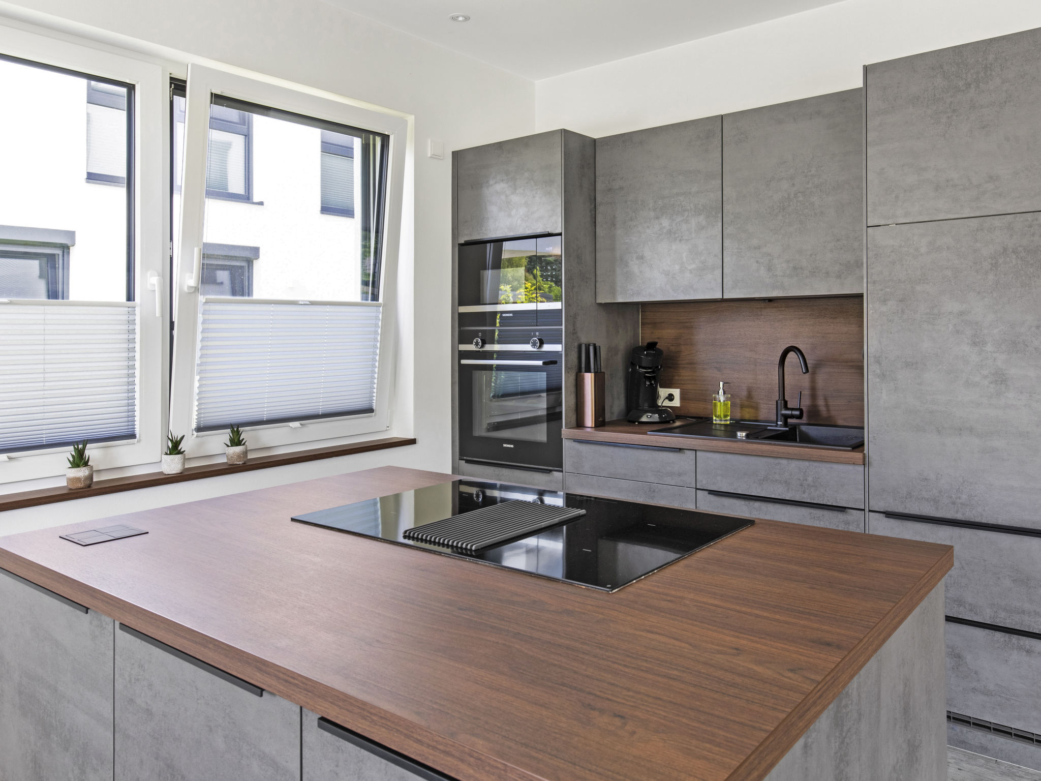 Modern huis met sauna en balkon