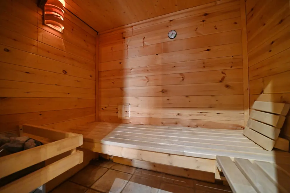 Gruppenunterkunft mit Sauna und Jacuzzi