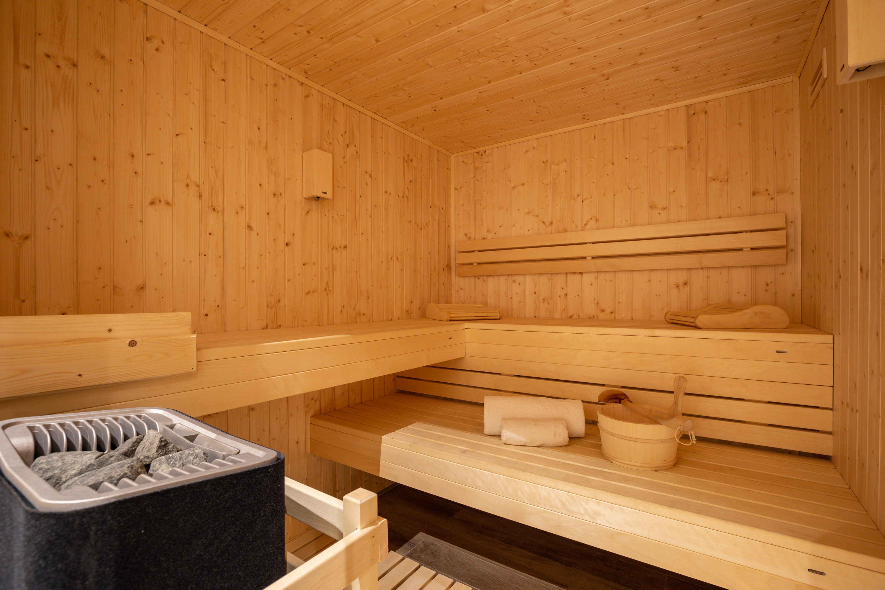 Luxuriöse Gruppenunterkunft in den Bergen mit Sauna