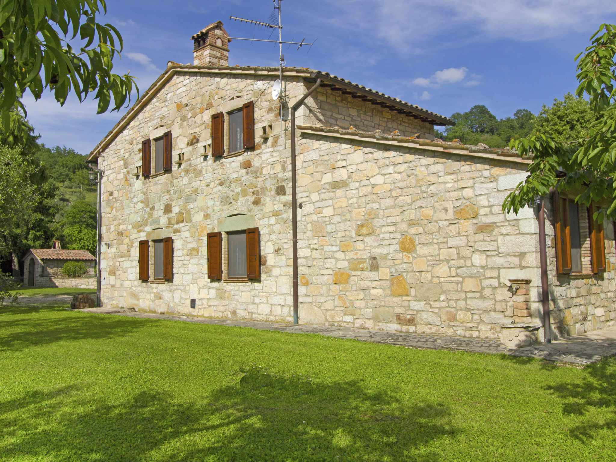 Maison avec piscine dans les collines