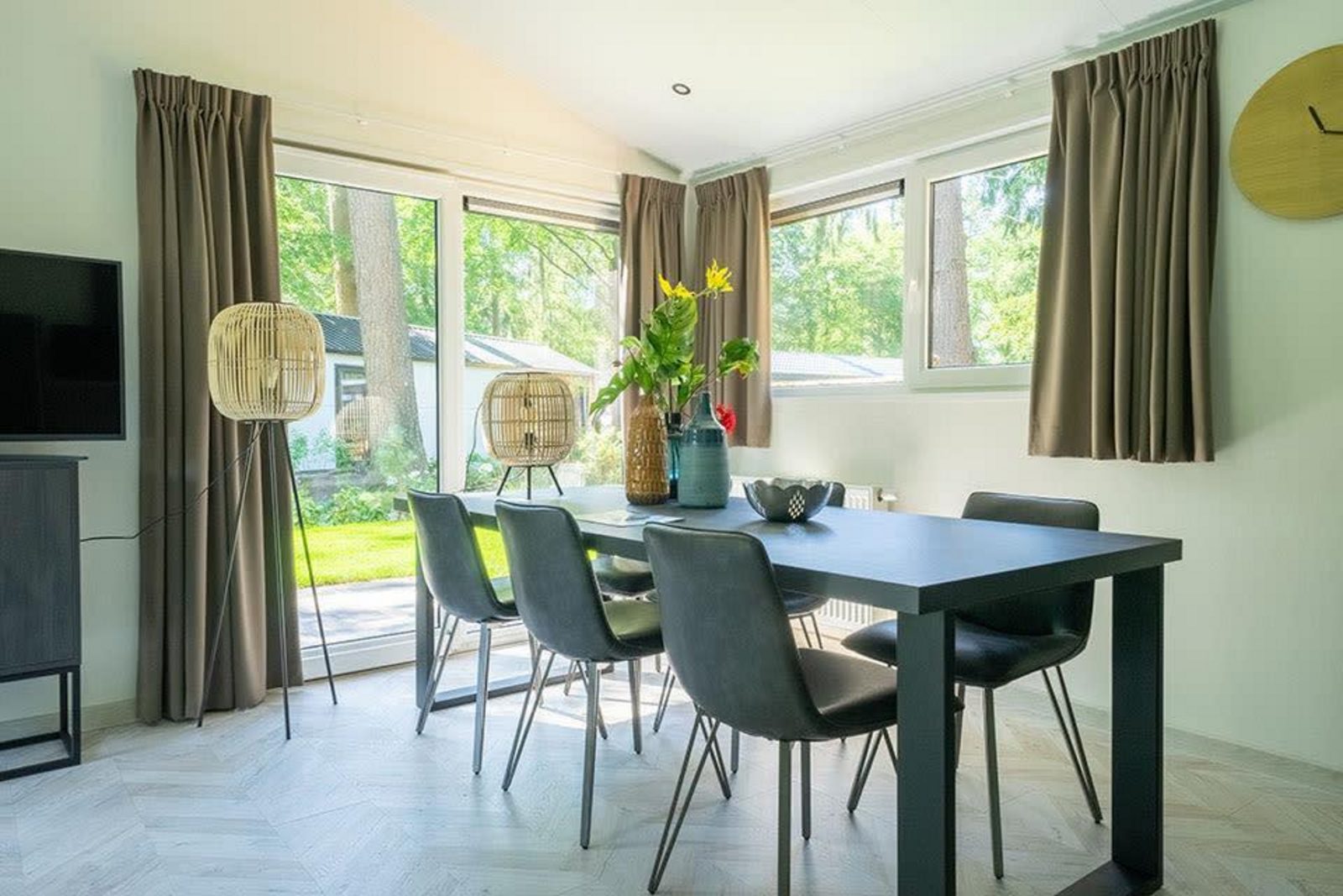 Luxuriöse Ferienwohnung für 6 Personen mit Terrasse