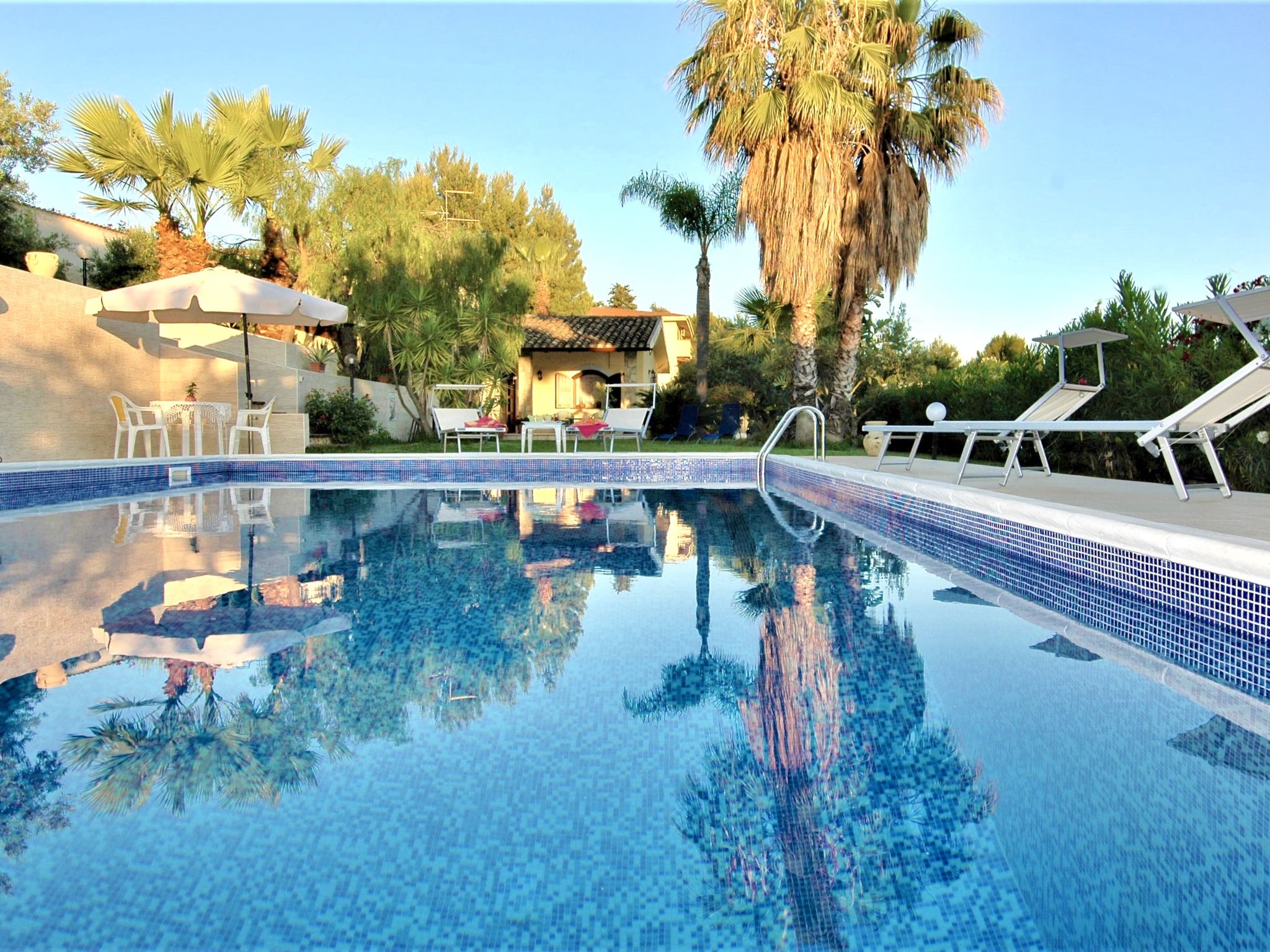 Huis met privé zwembad in Italië