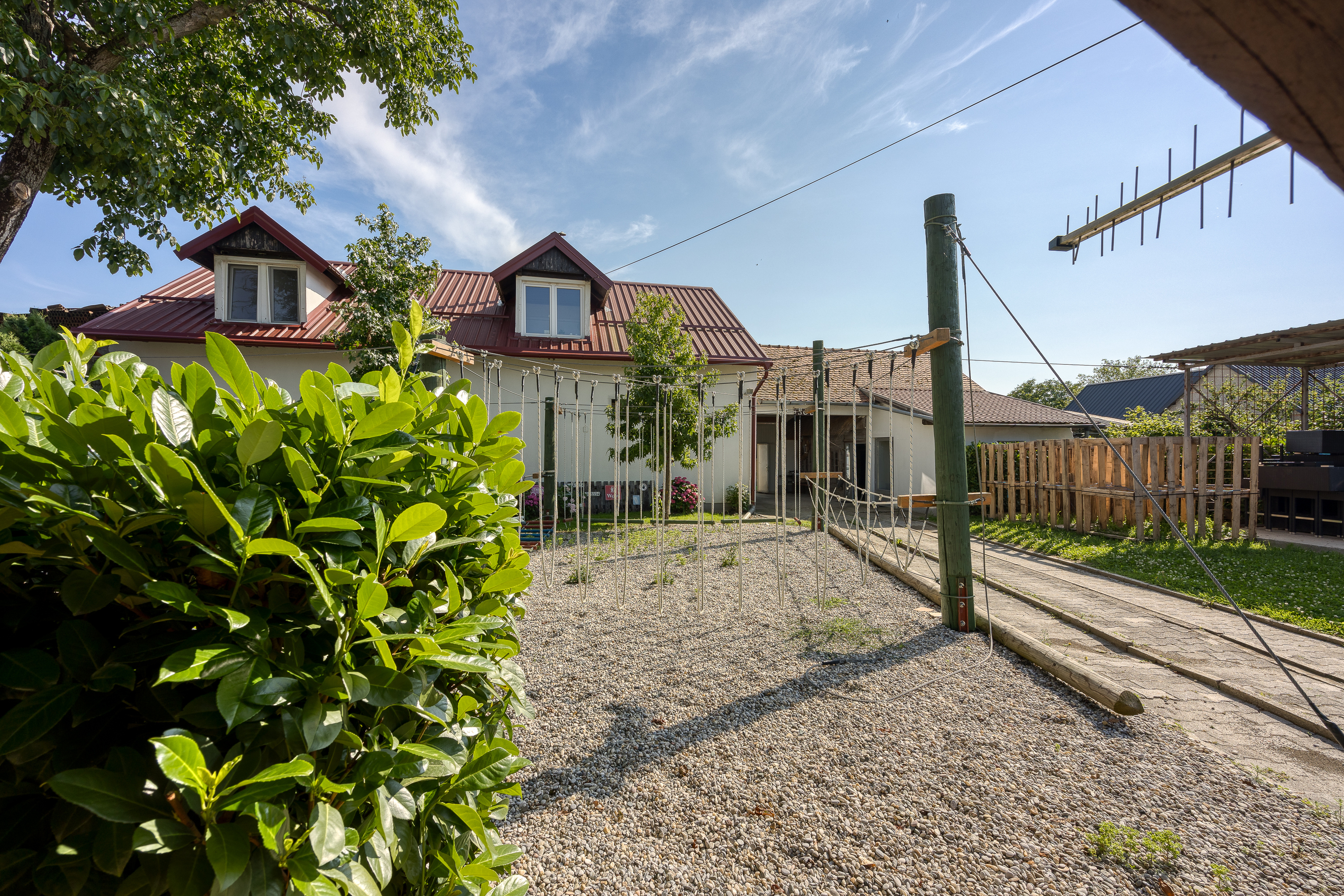 Grand logement de vacances avec sauna et bain à remous privés