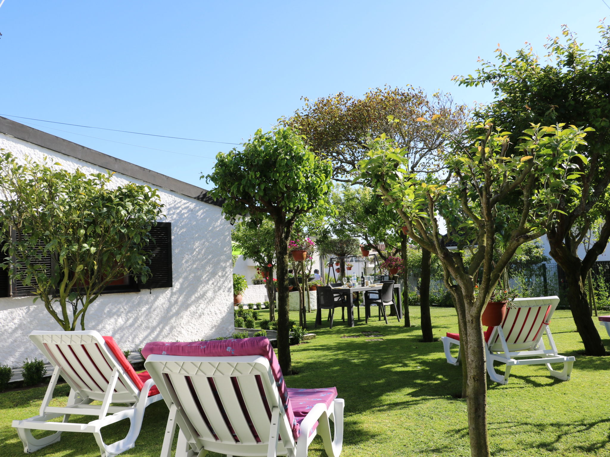 Logement de vacances près de la mer avec jardin à Fão