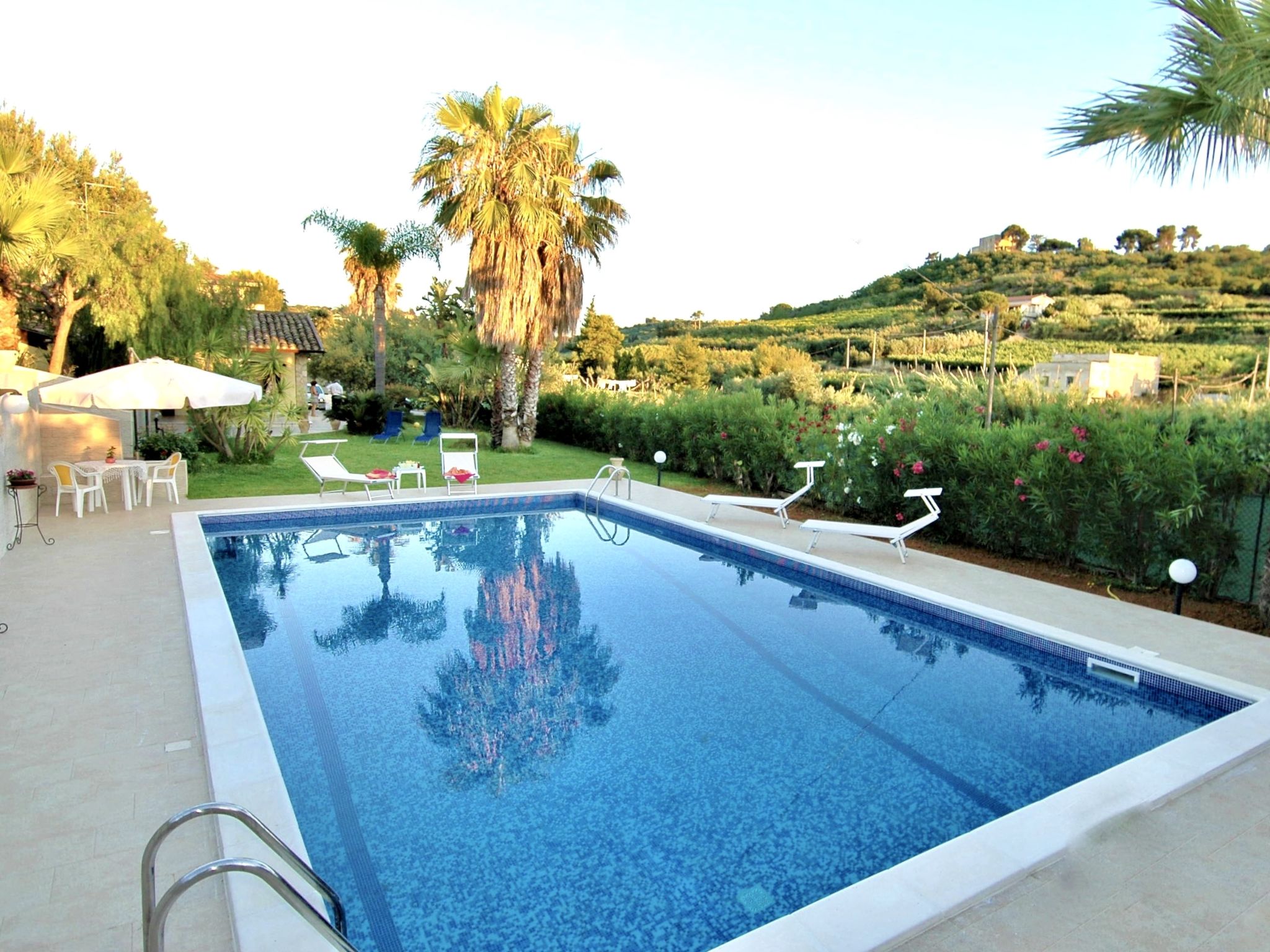 Huis met privé zwembad in Italië