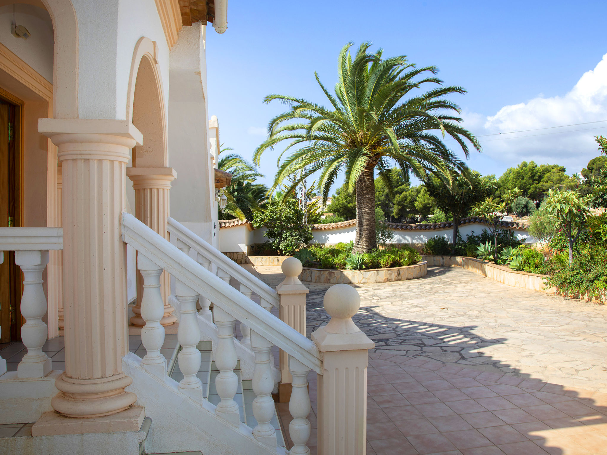 Holiday home for 10 on the Spanish coast