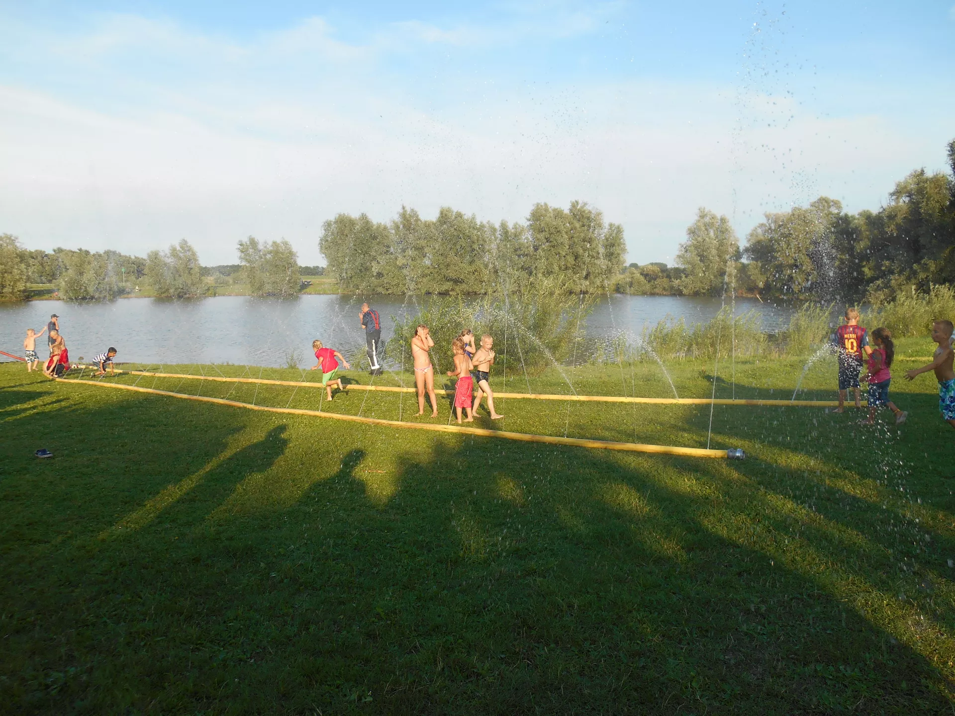 Vakantiehuisje aan het water (4p)