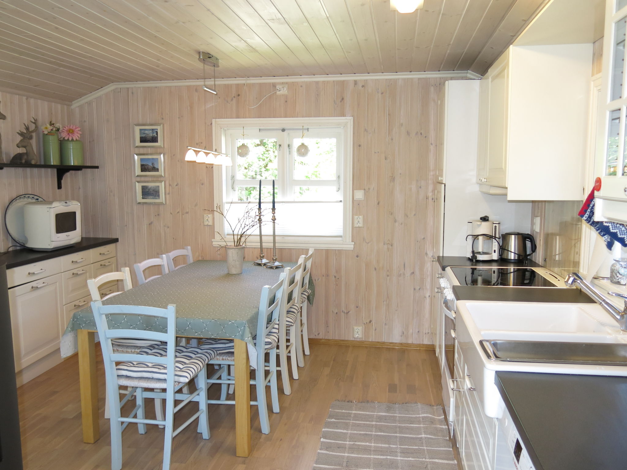Logement de vacances en bois à 400 mètres du lac