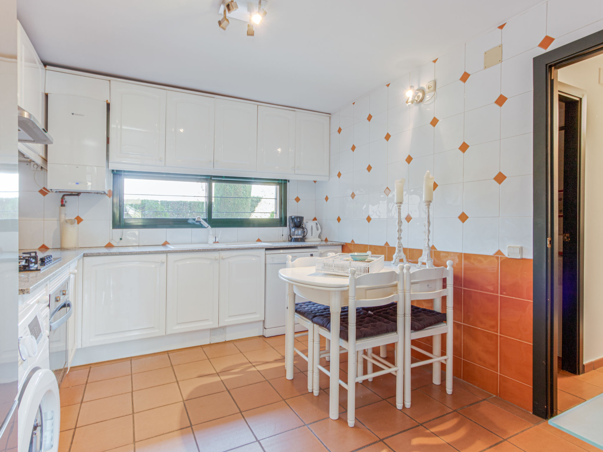 Holiday home with spacious sitting area and pool