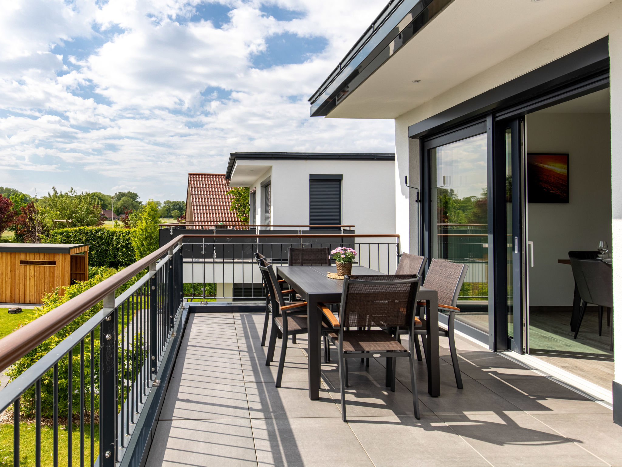 Modern huis met sauna en balkon