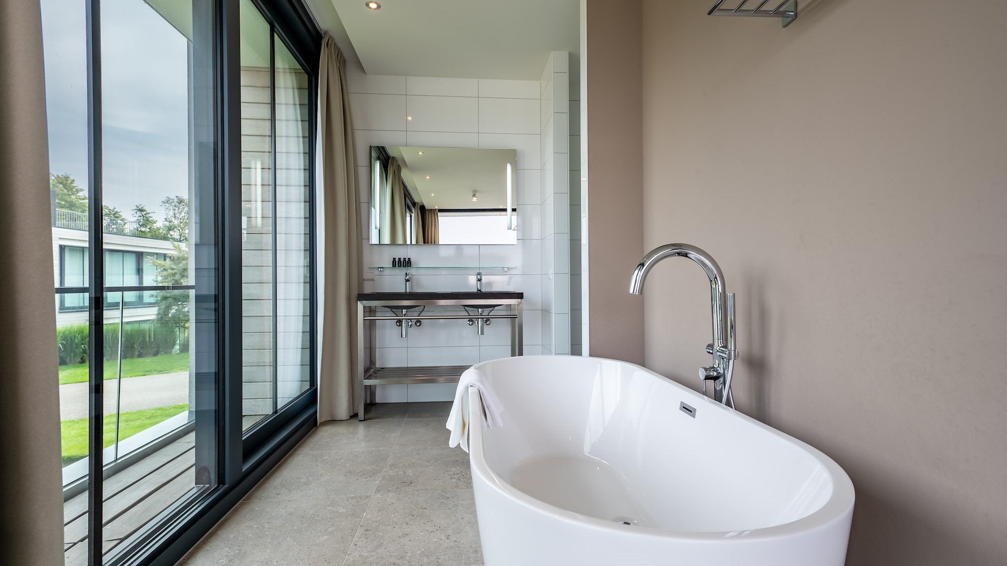 Luxe watervilla (8p) in Zeeland
