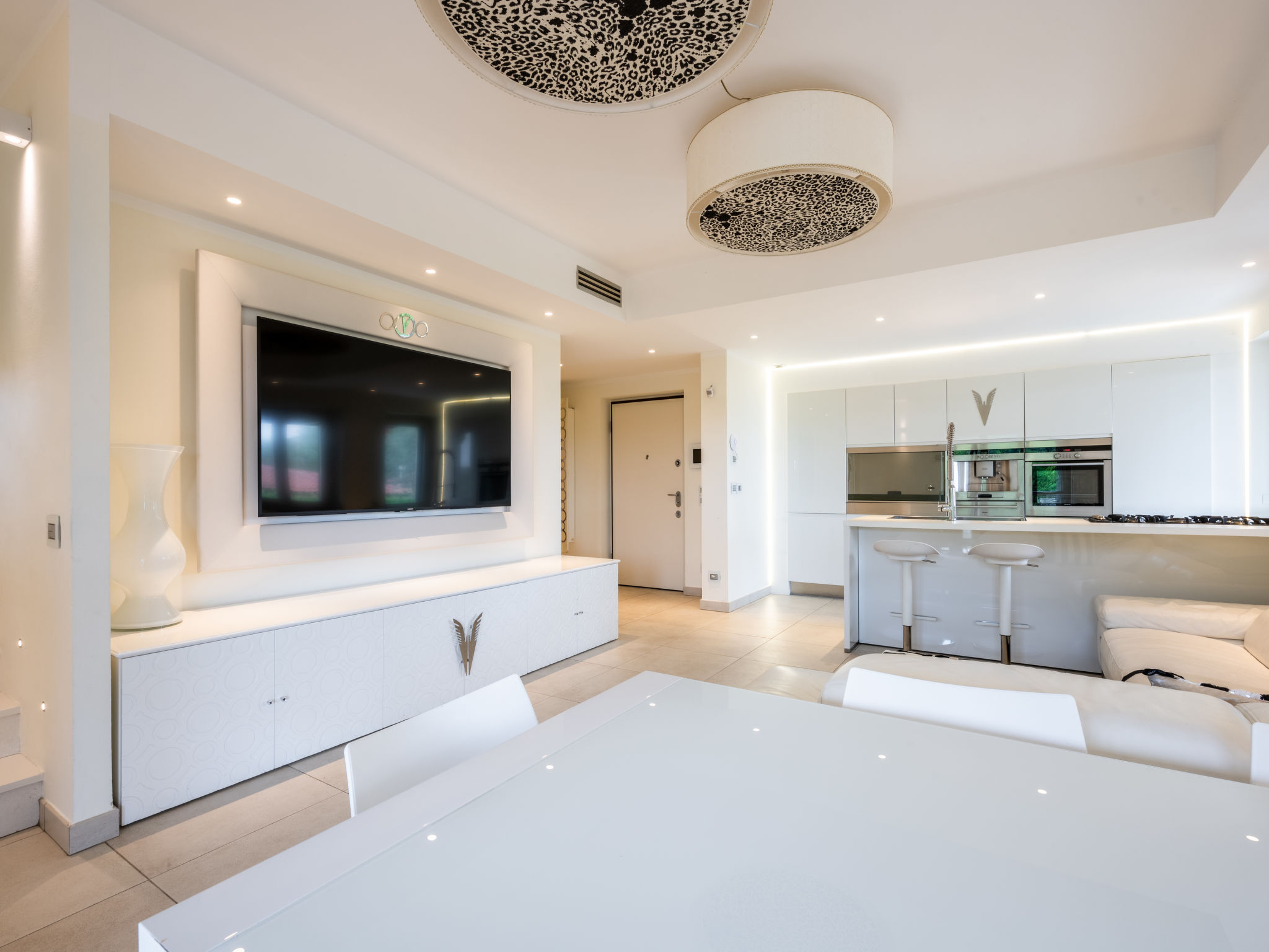 Modernes Ferienhaus mit Schwimmbad (11p)