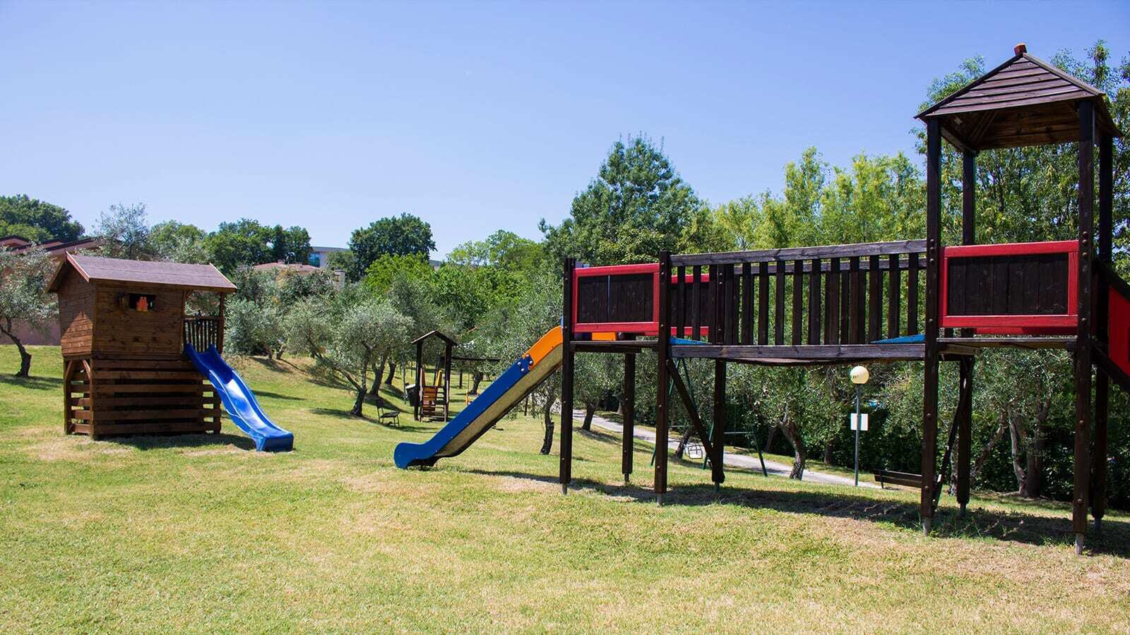 5-person glamping tent in San Marino