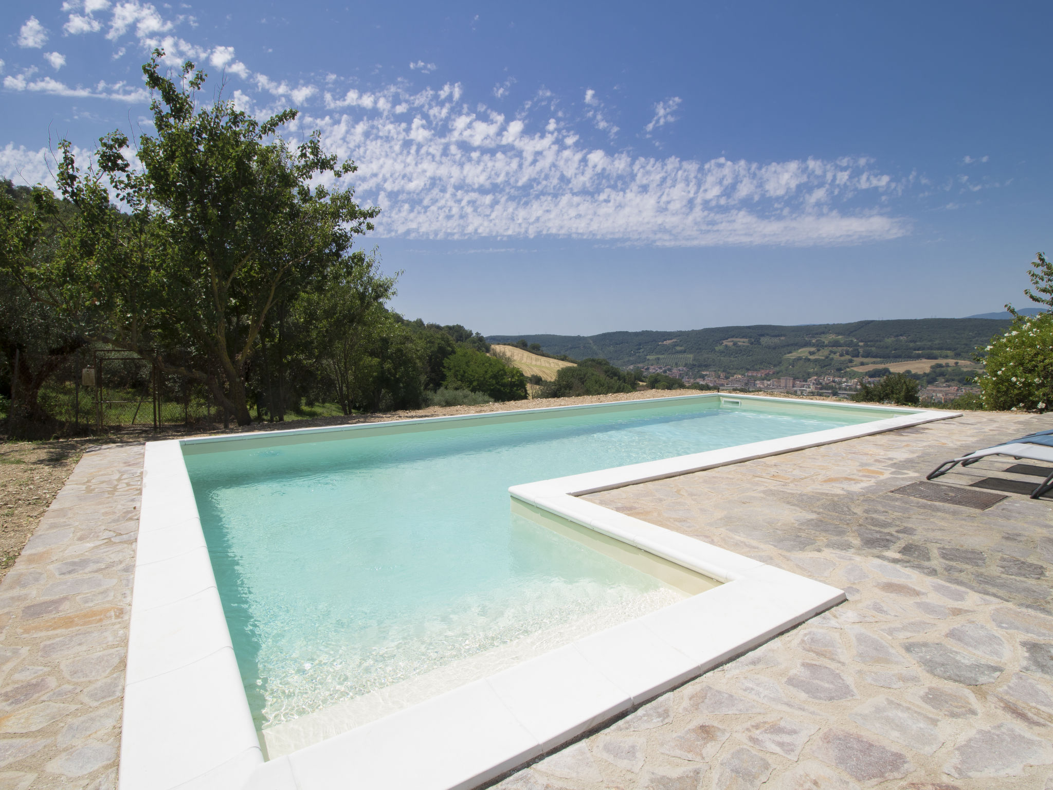 Ferienhaus für 10 Personen mit Schwimmbad