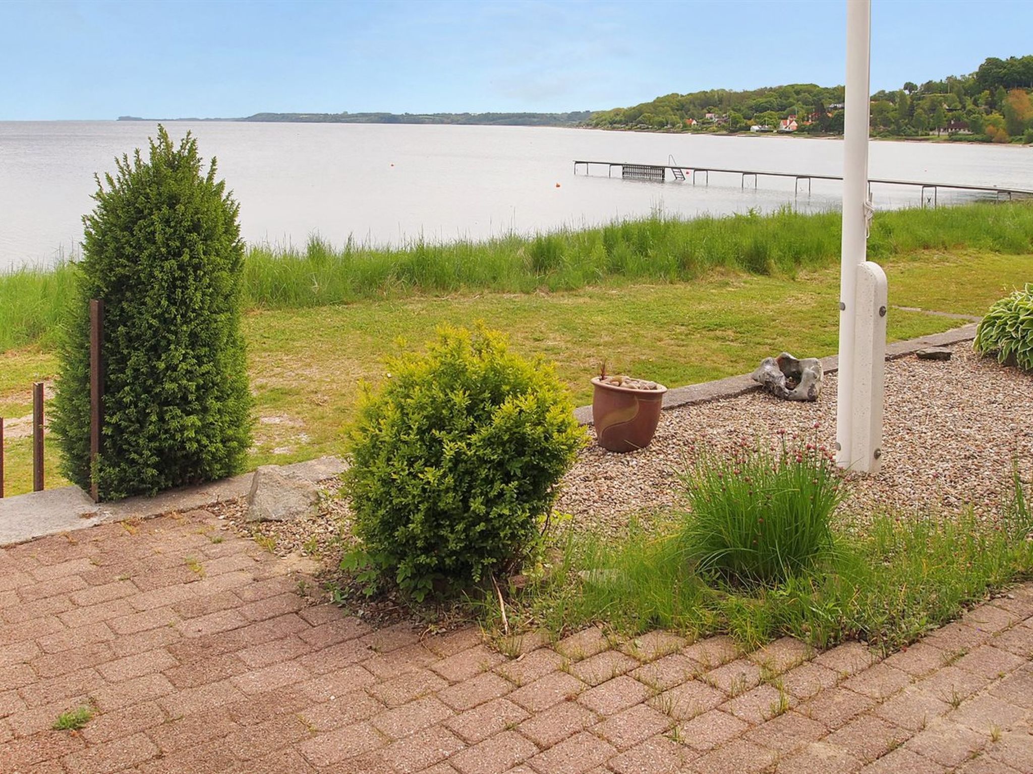 Holiday house in a bay
