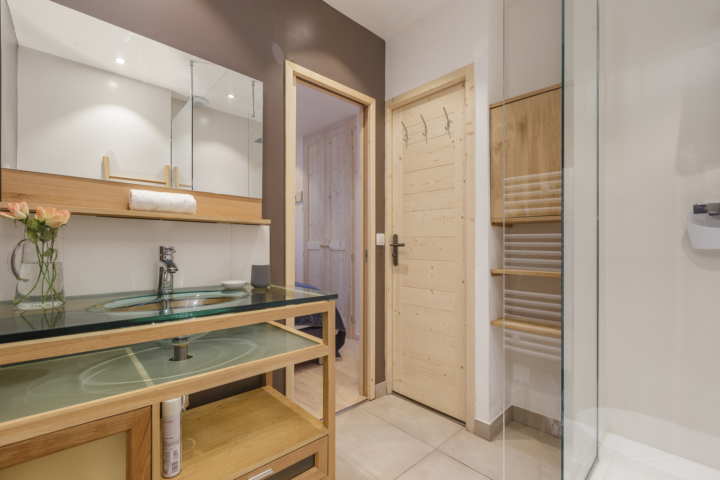 Luxuriöse Gruppenunterkunft in den Bergen mit Sauna