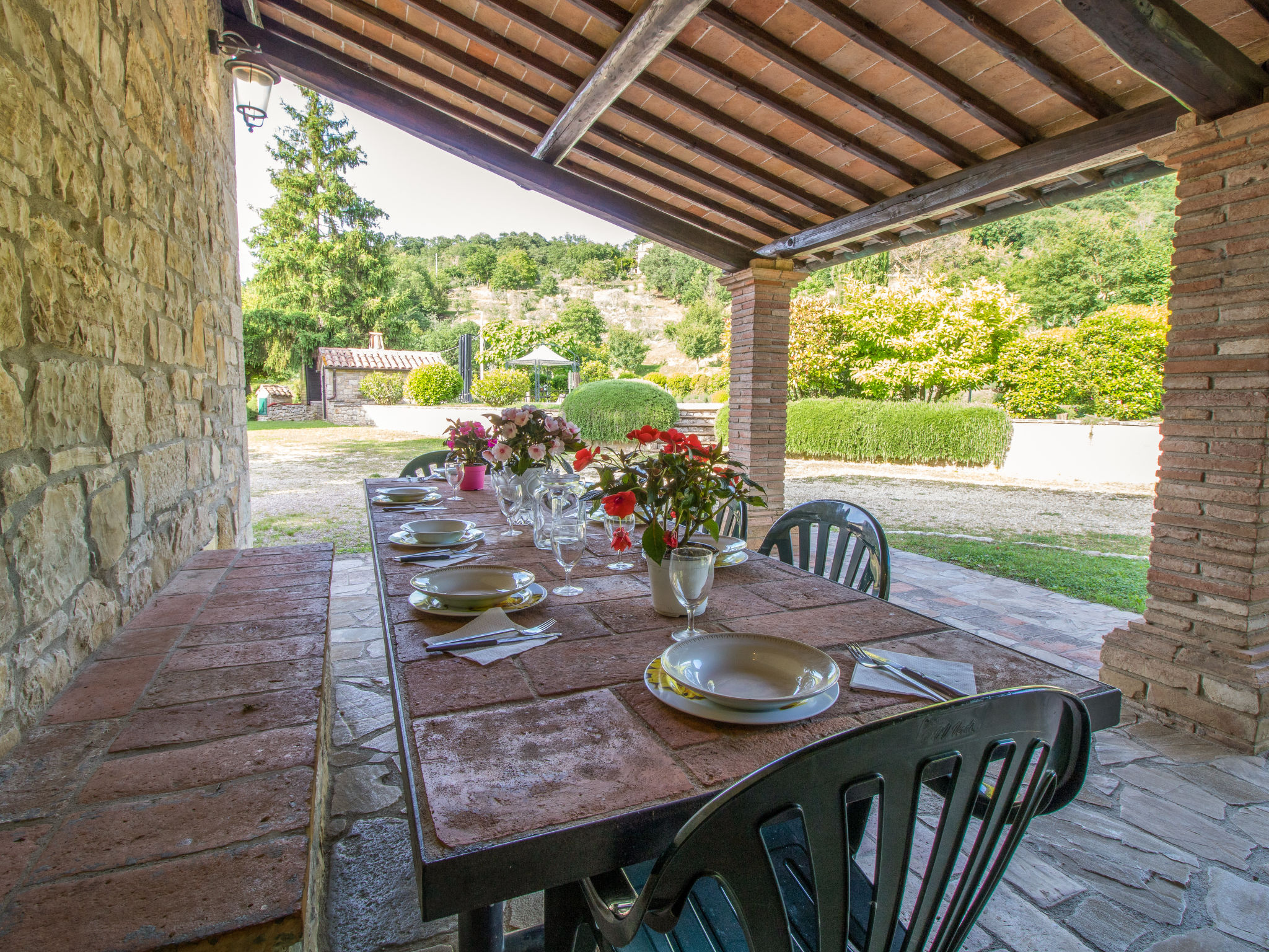 Maison avec piscine dans les collines