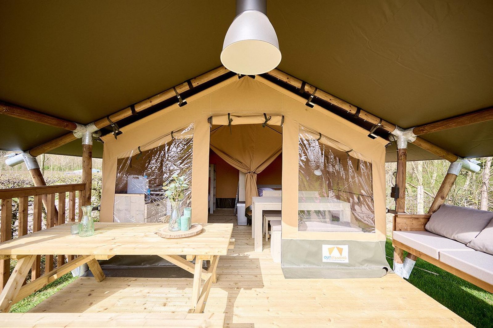 Knusse 2-persoons tent in Limburg 