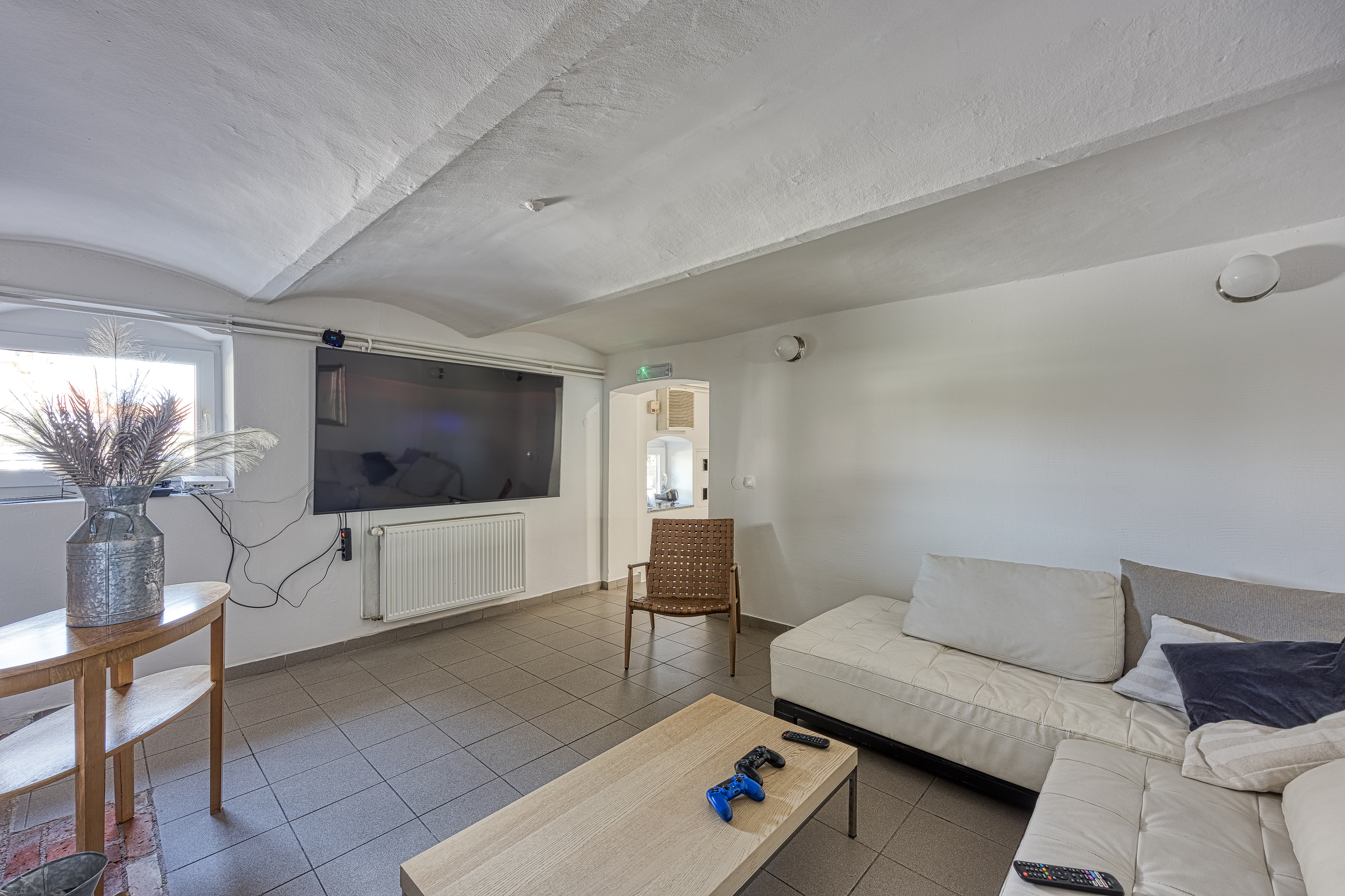Grand logement de vacances avec sauna et bain à remous privés