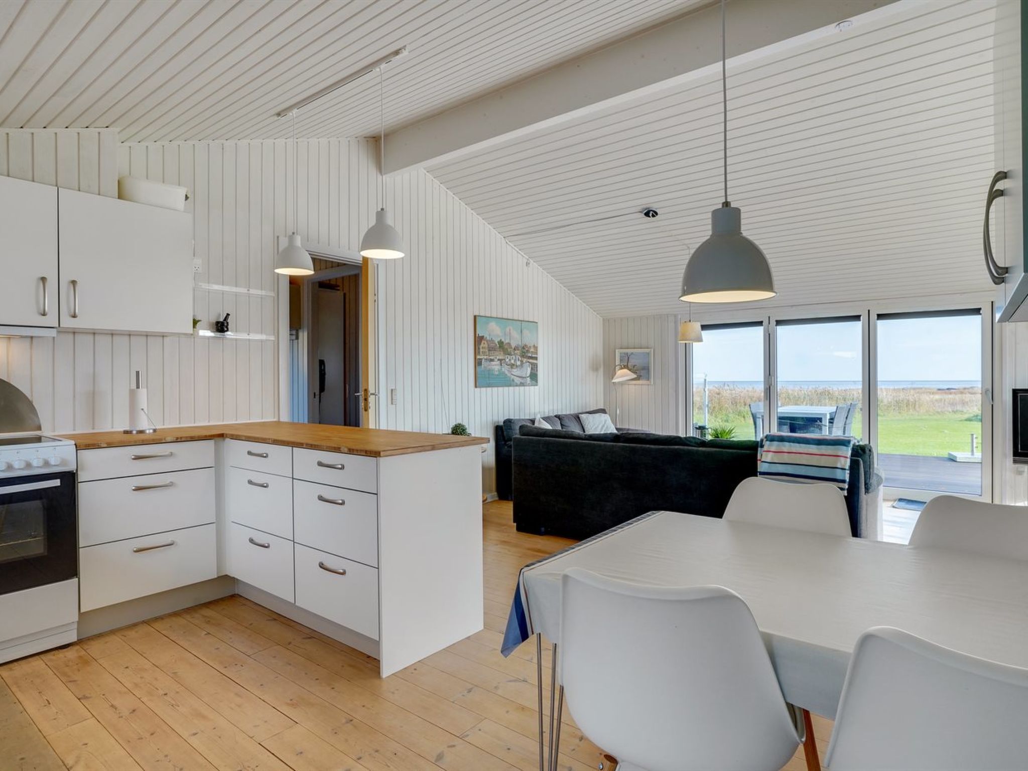 Abgelegenes Ferienhaus mit Blick auf das Meer