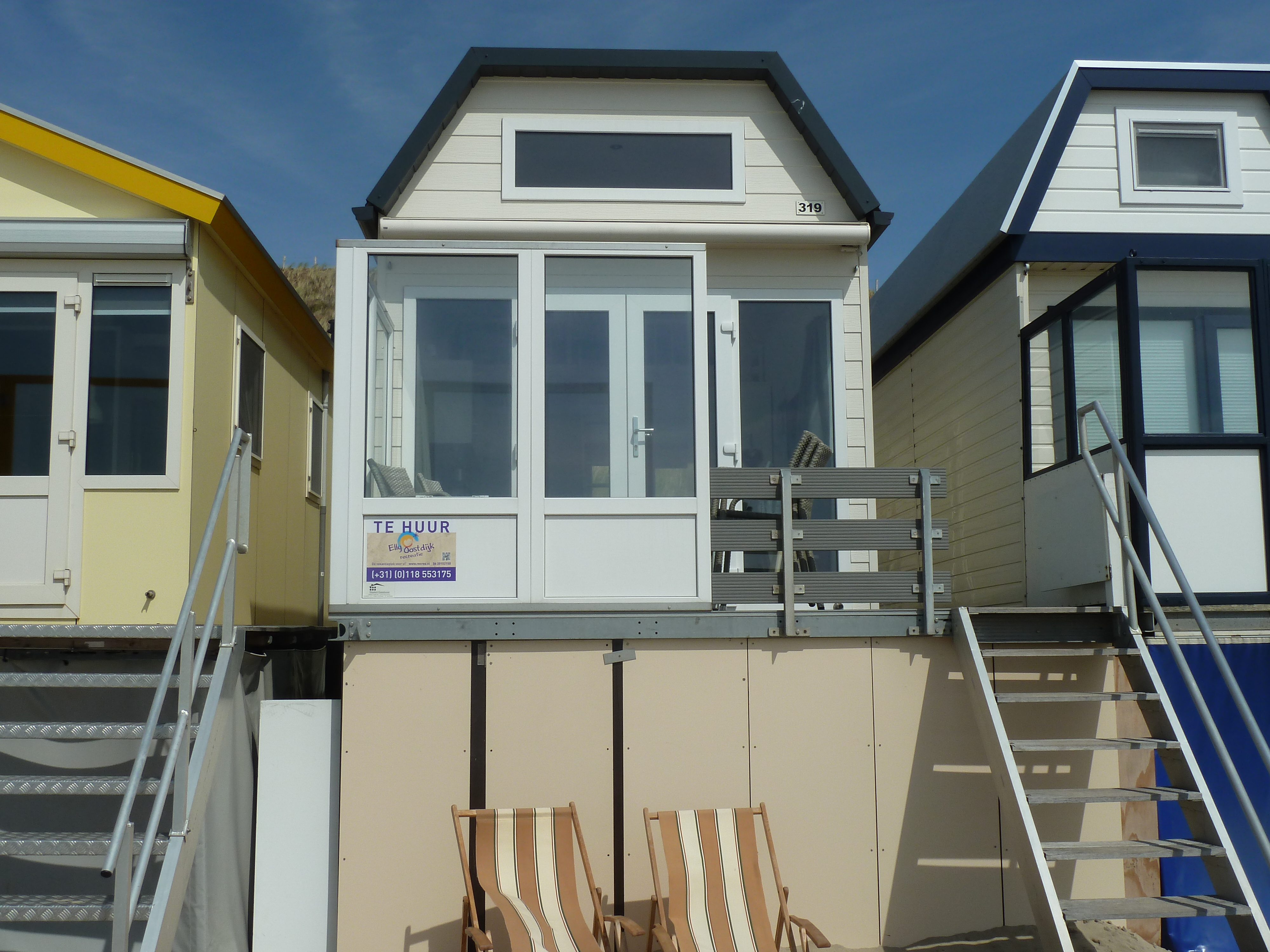 Beach house Zeeland for 5 people