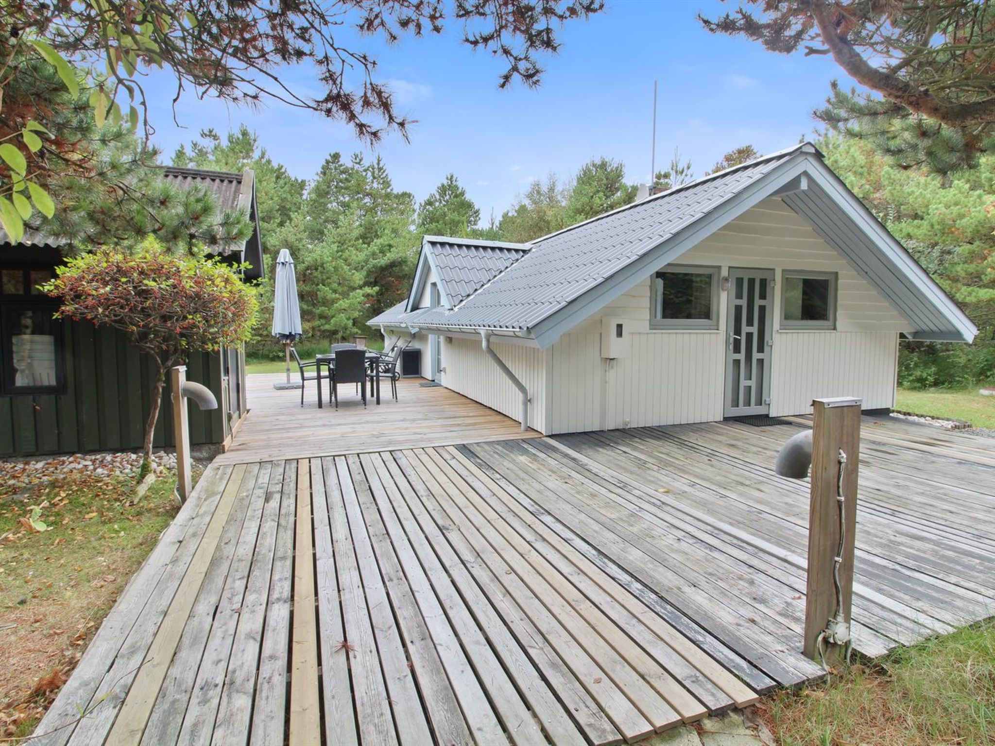 Charaktervolles Ferienhaus aus Holz (4p)