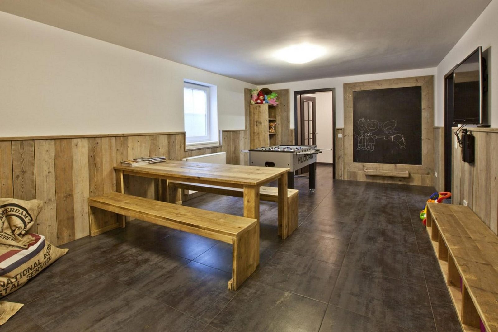 Child-friendly apartment with terrace