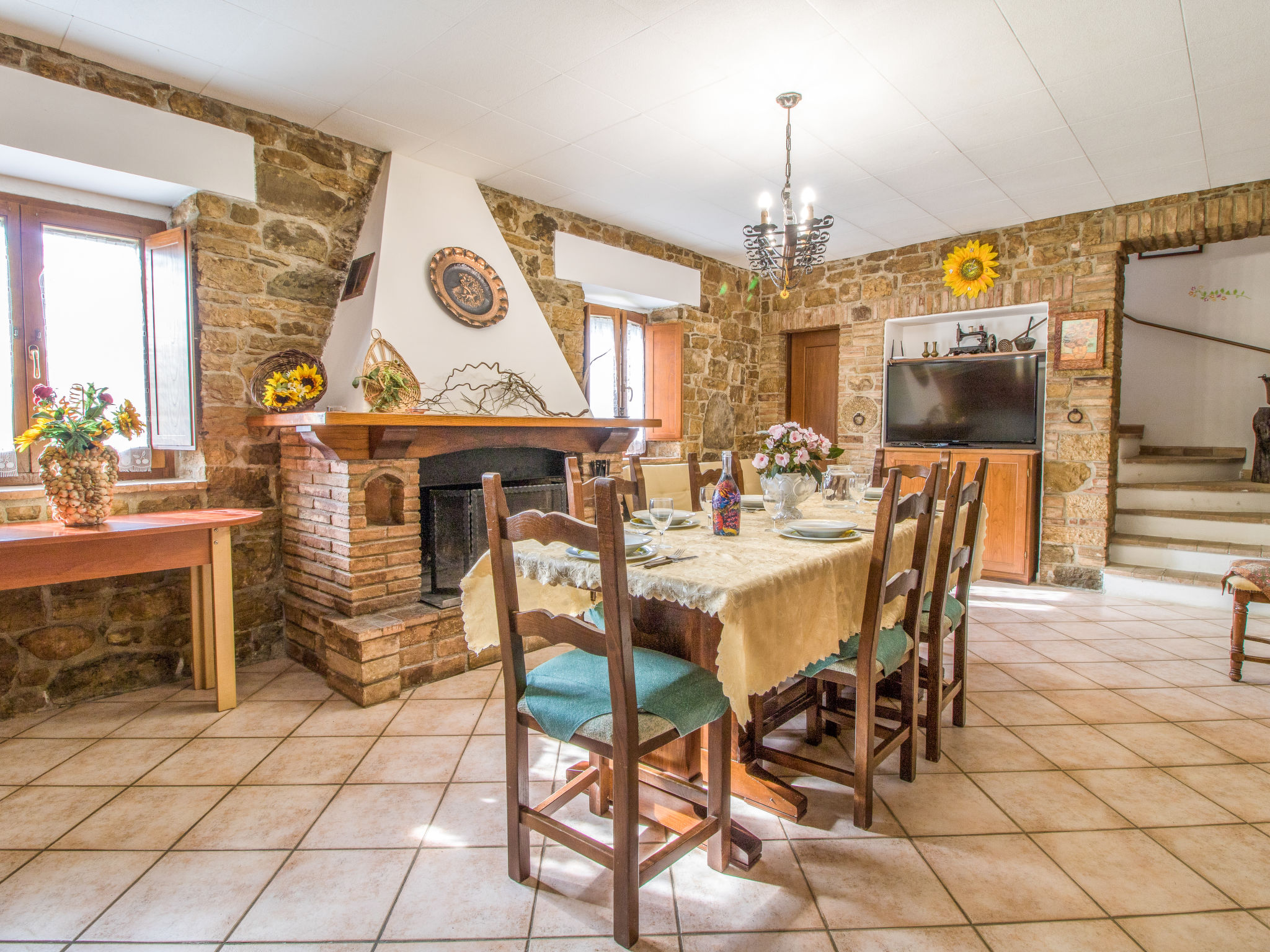 Maison avec piscine dans les collines