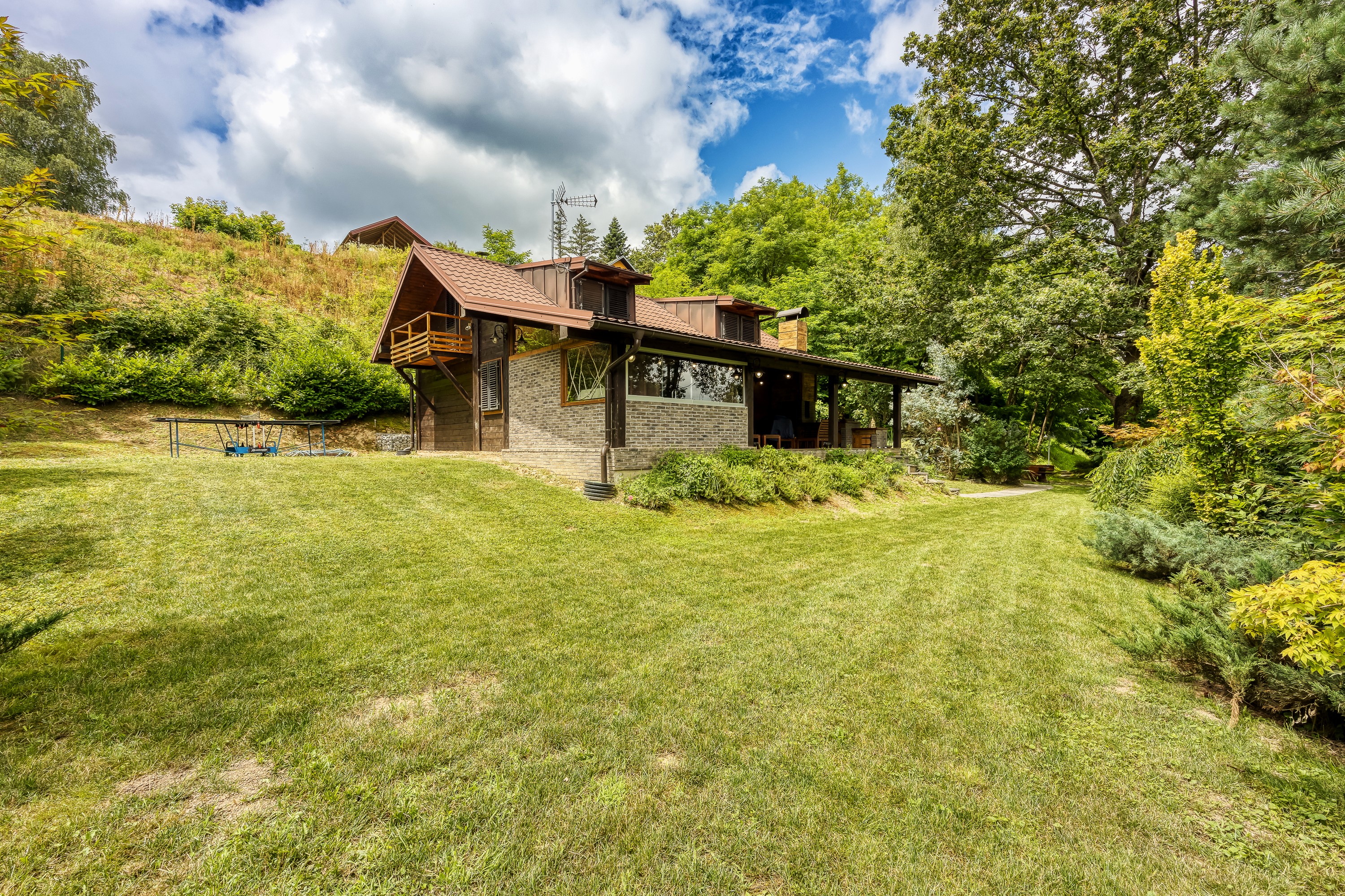 Maison dans la forêt en Croatie avec wellness privé