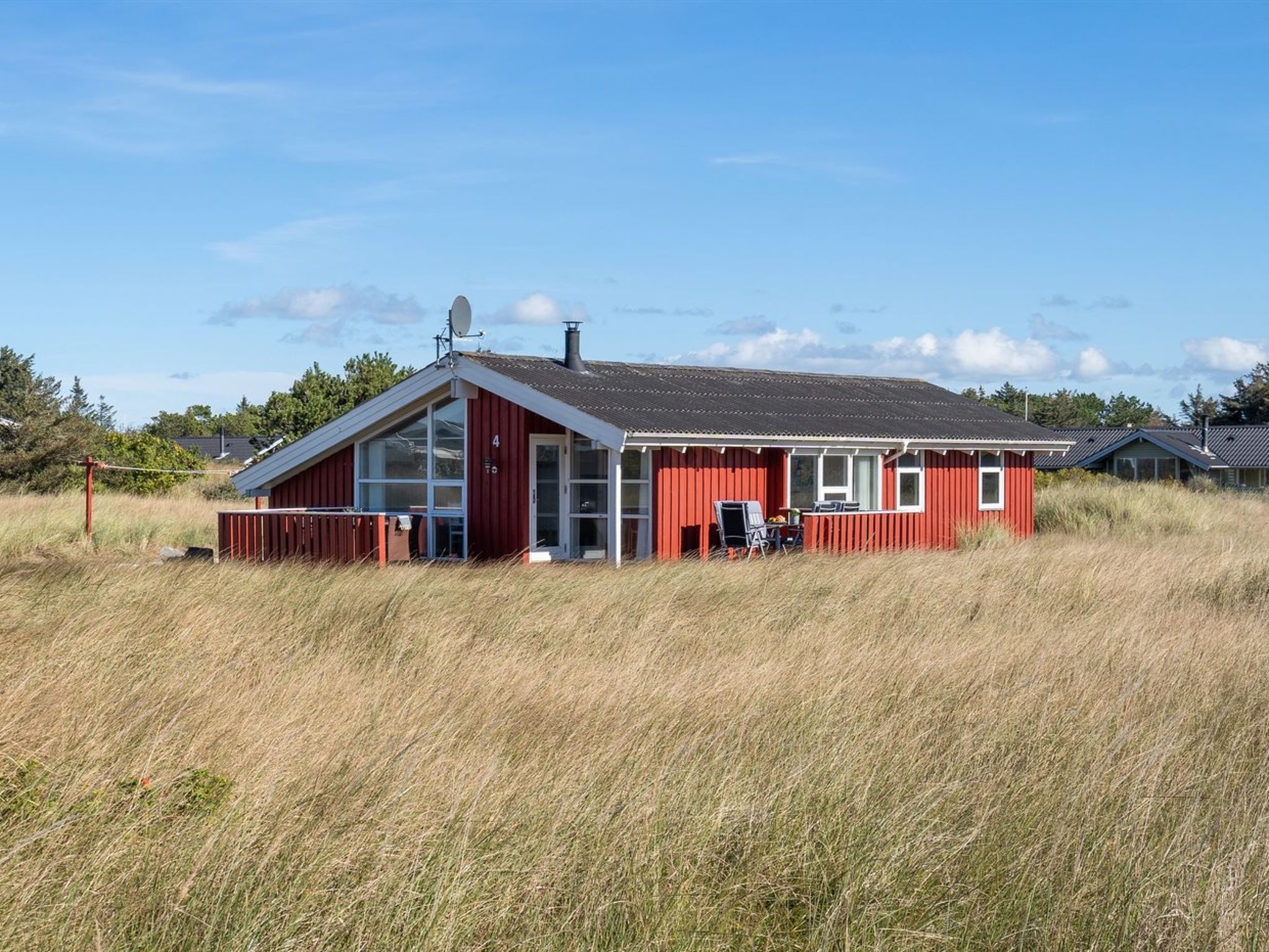 Holiday home with privacy and sauna