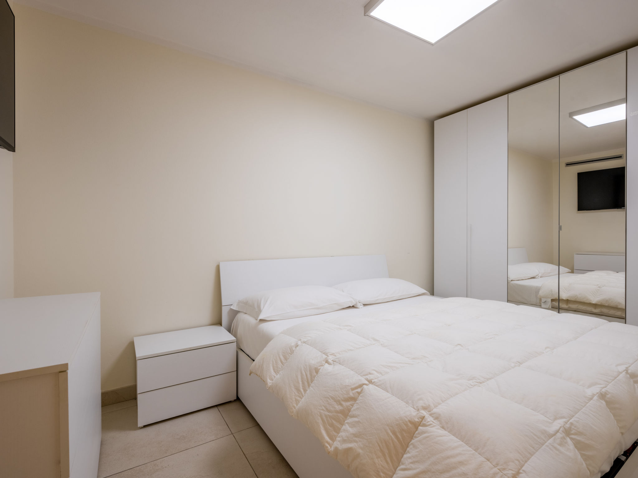 Modernes Ferienhaus mit Schwimmbad (11p)