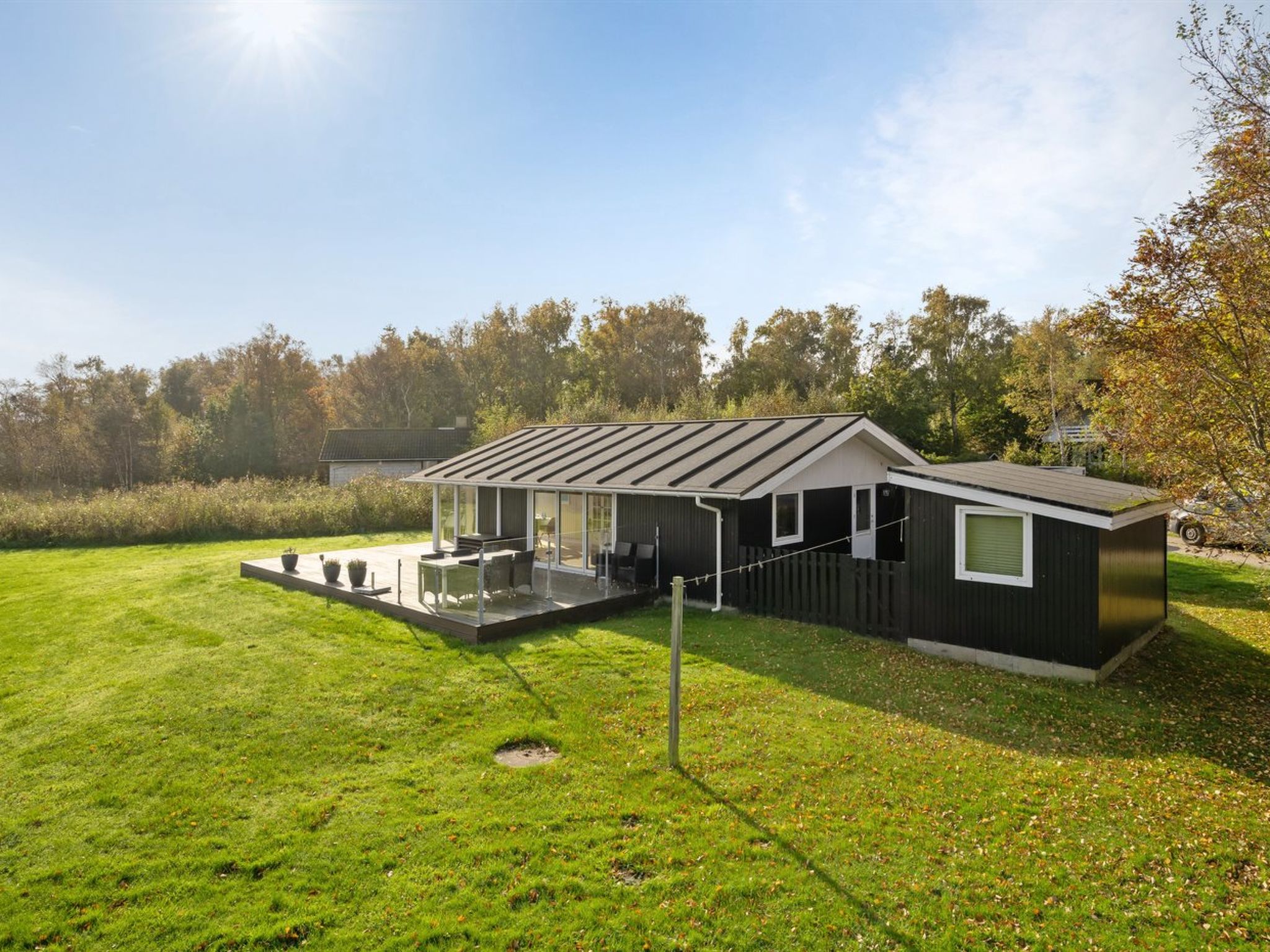 Abgelegenes Ferienhaus mit Blick auf das Meer