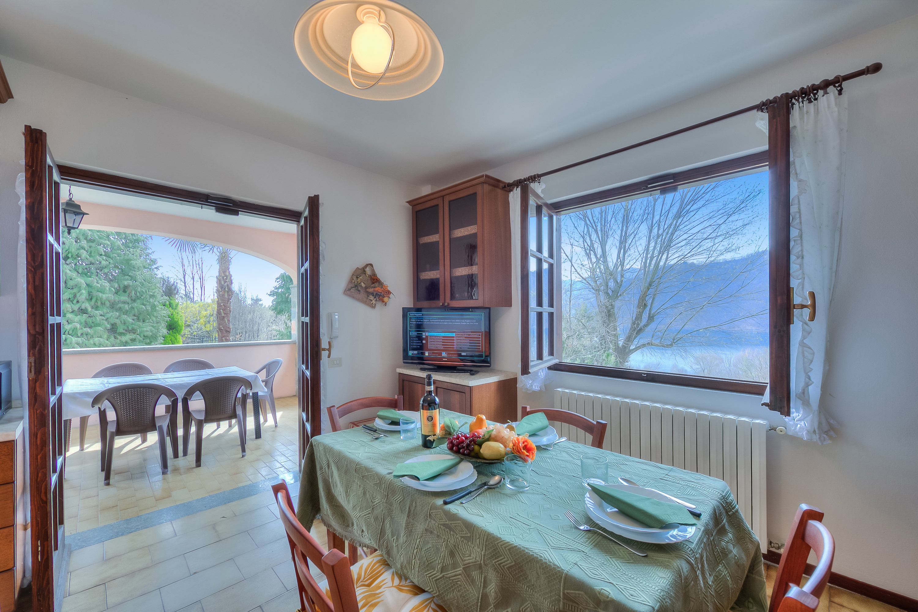Appartement met veranda en tuin