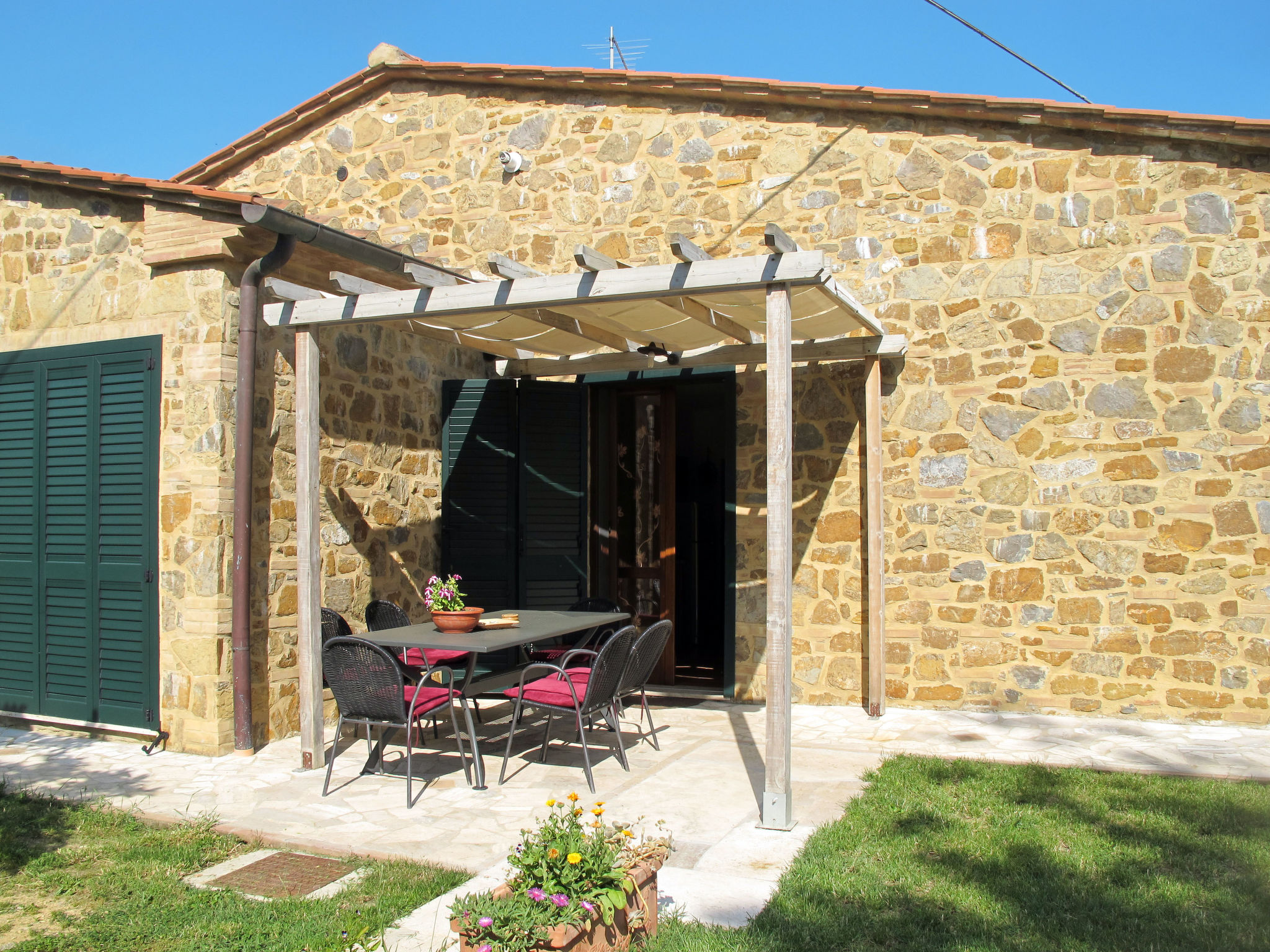 Holiday house with pool in Tuscany