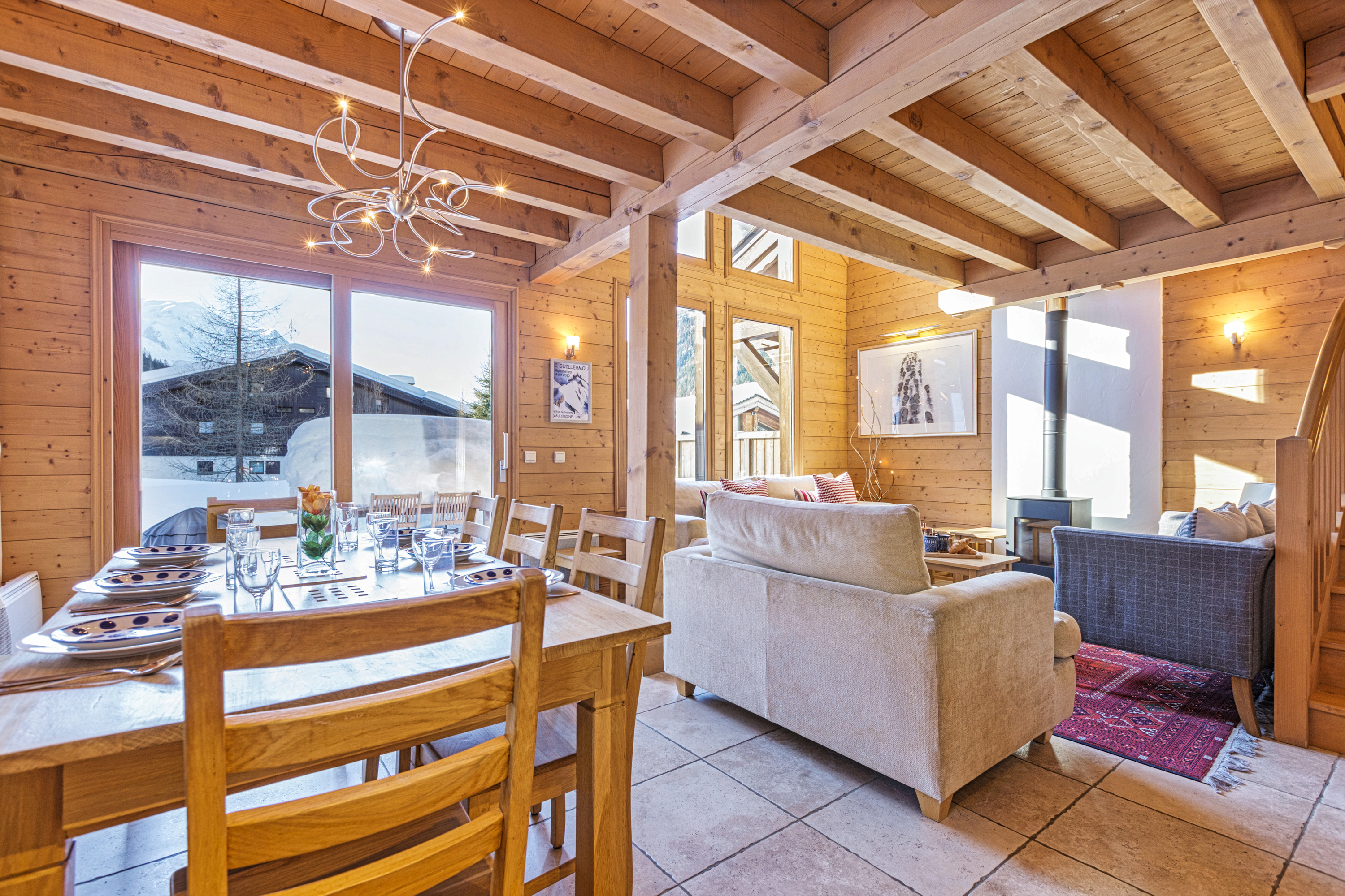 Luxuriöse Gruppenunterkunft in den Bergen mit Sauna