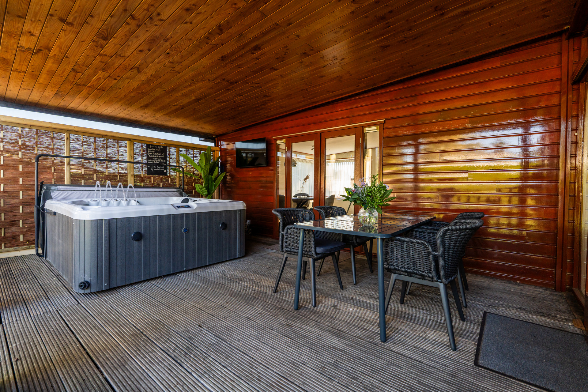 Séjour confortable avec jacuzzi et sauna