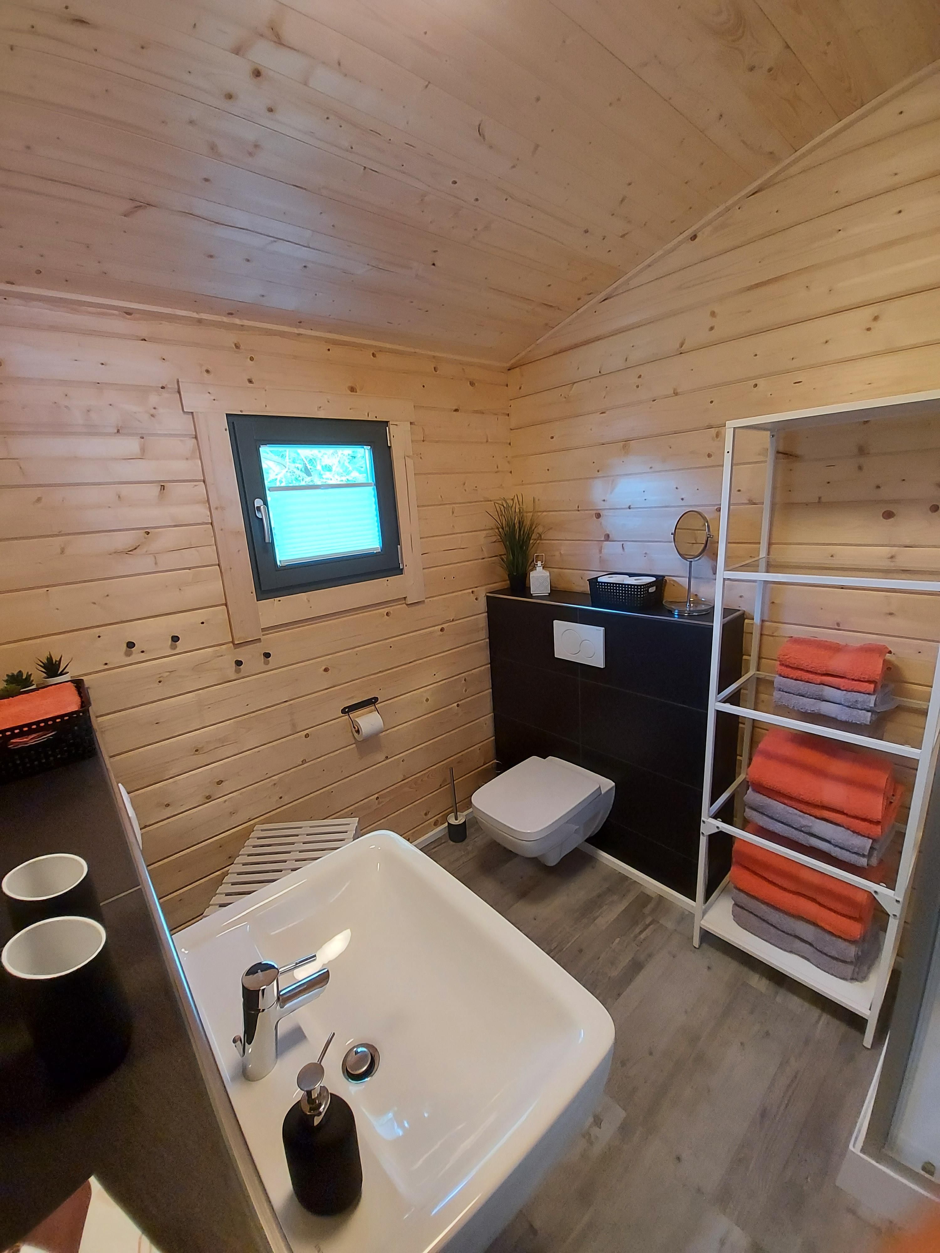 4-persoons vakantiehuis met sauna in Enspel