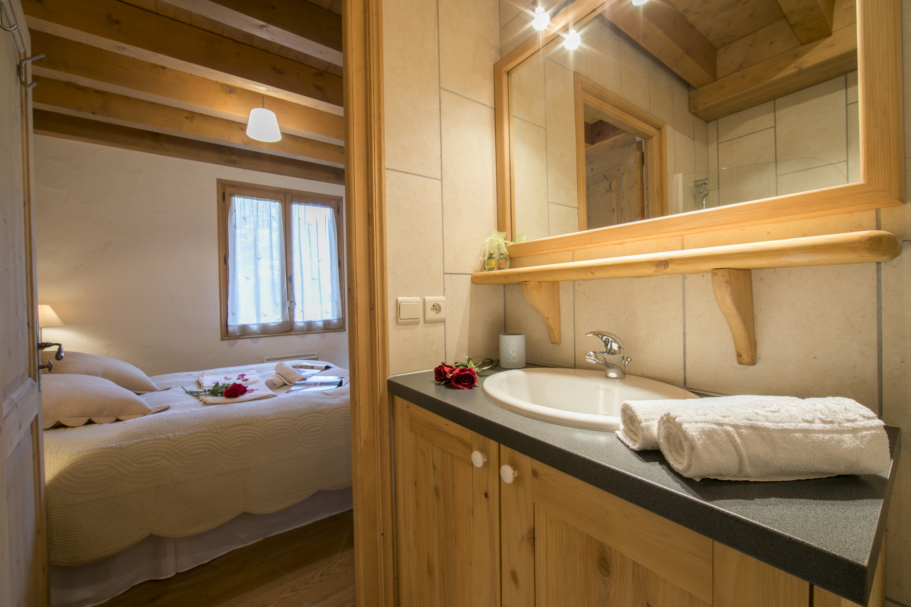 Luxuriöse Gruppenunterkunft in den Bergen mit Sauna