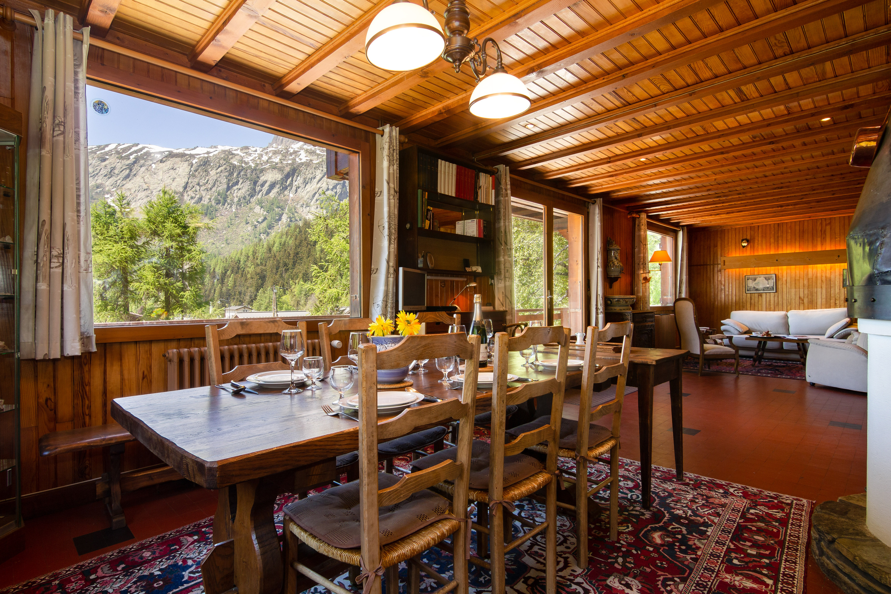 Group accommodation with beautiful view and sauna